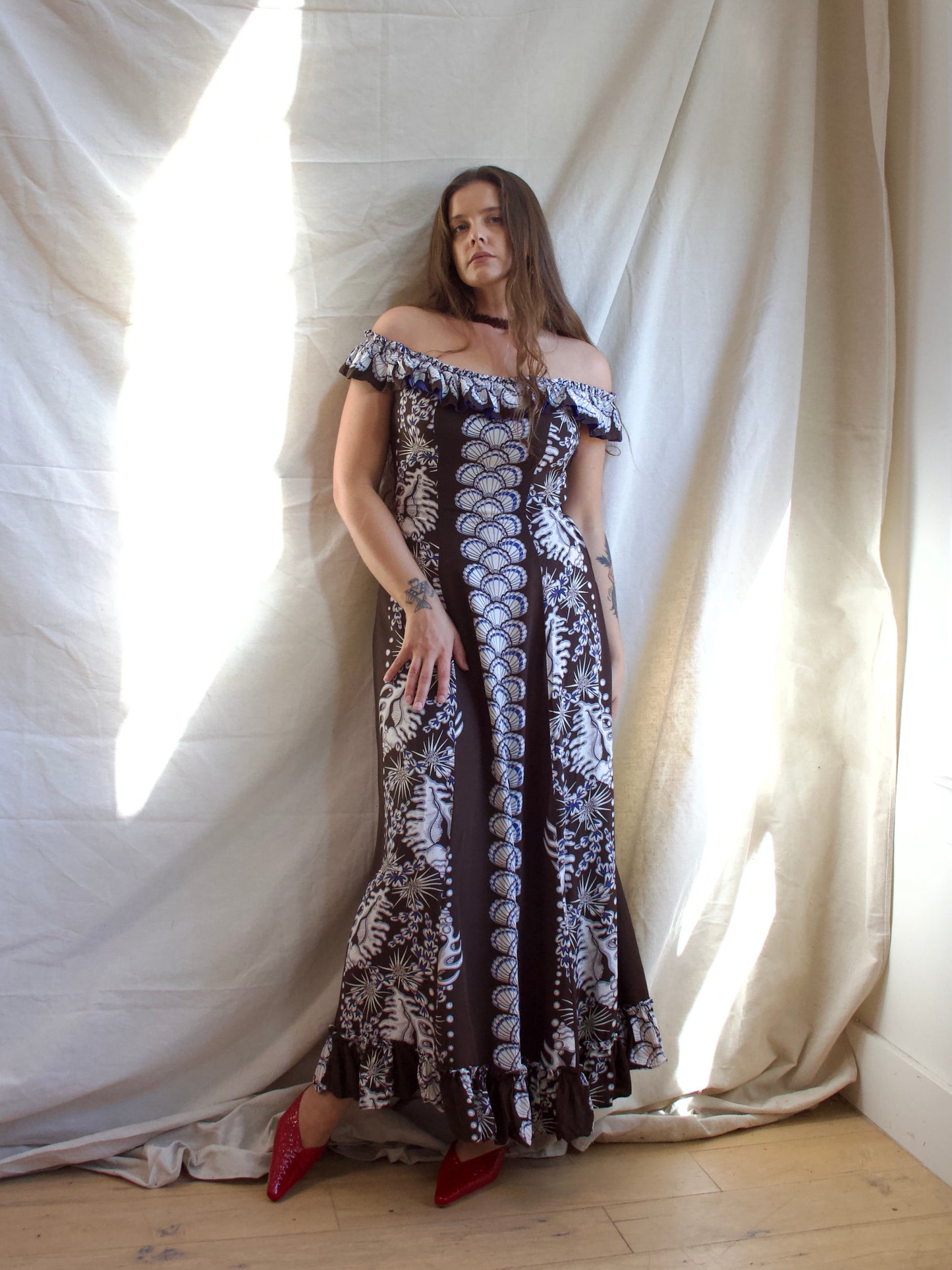 1940s Hawaiian Cold Rayon Sea Shell Print Holo Muu Dress