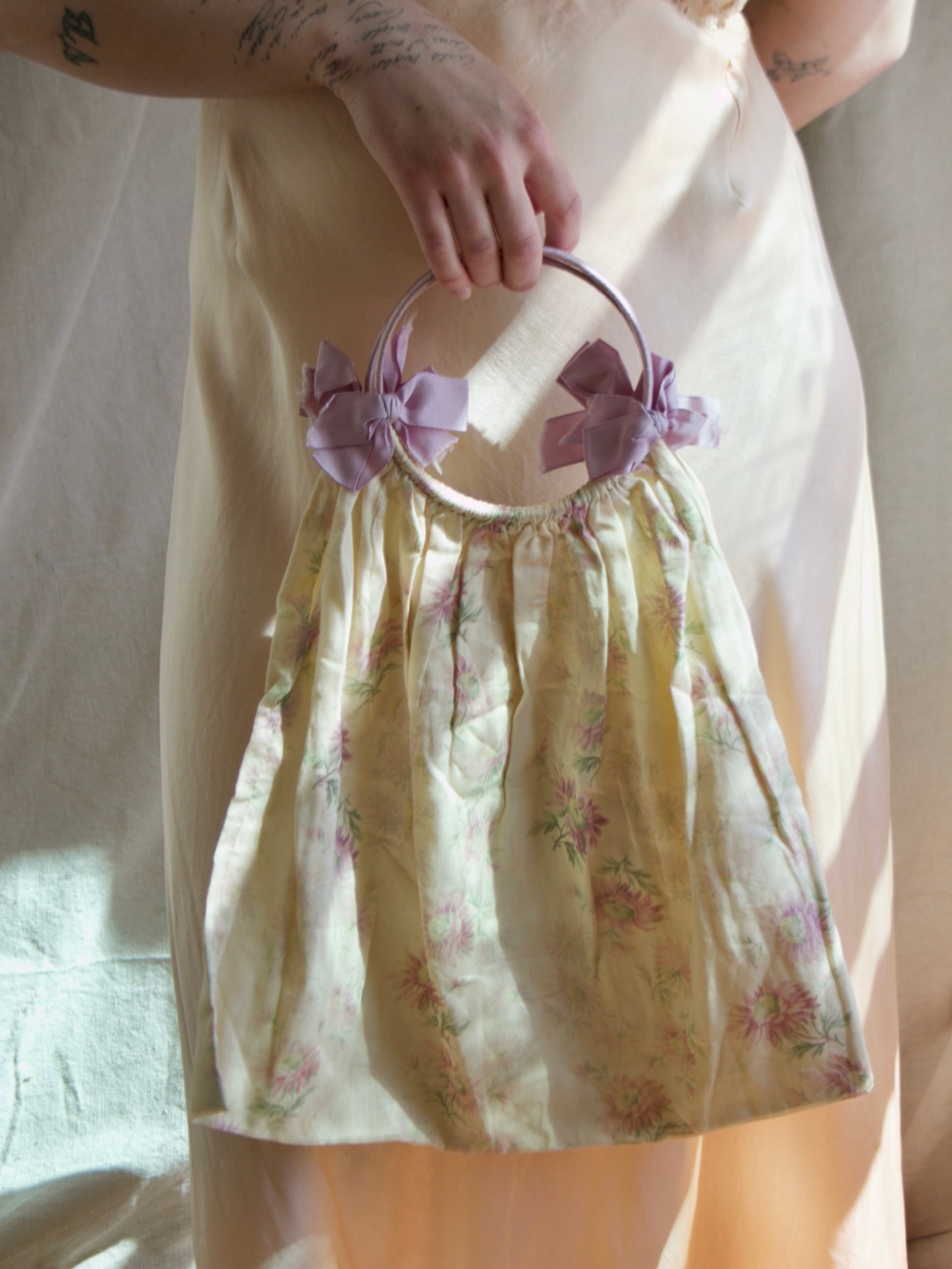 Antique Edwardian Chintz Floral Silk Ribbon Purse