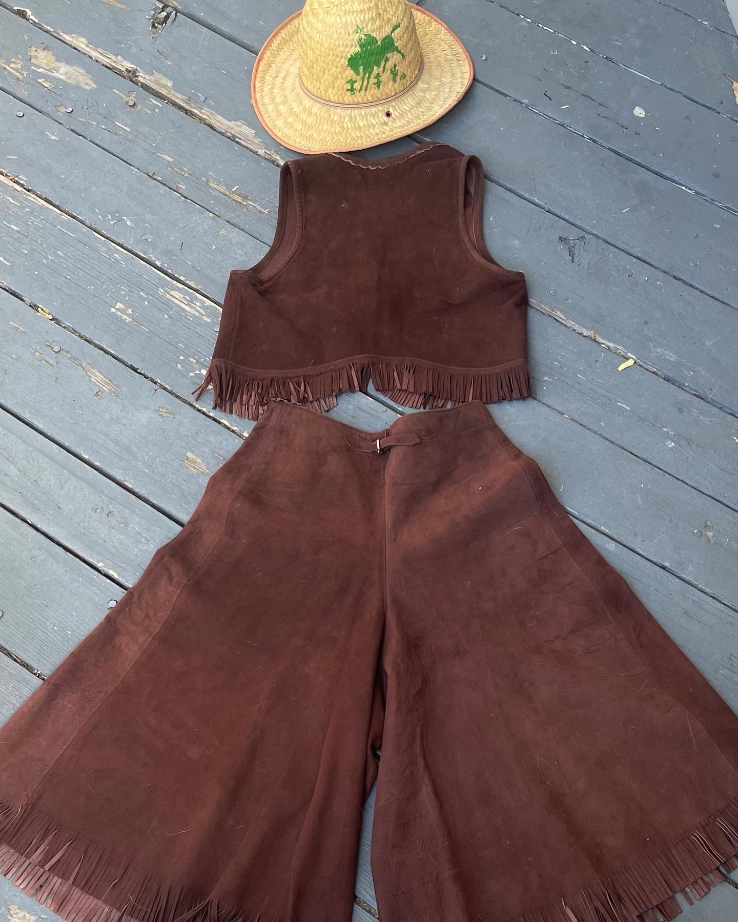 Rare 1940s Cinch Back 'Lasso'em Bill' Suede Fringe Cowgirl Split Skirt Vest Ensemble