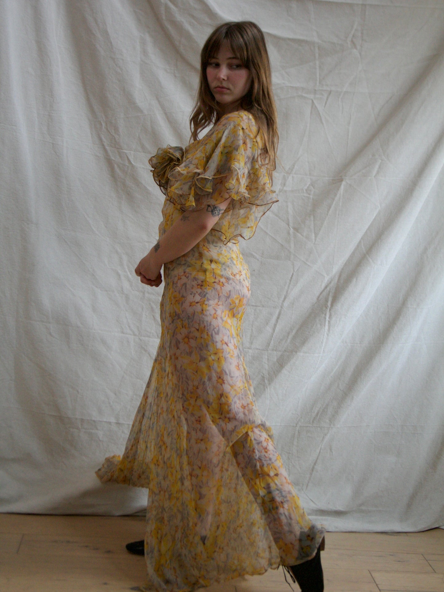 1930s Silk Chiffon Autumnal Flutter Sleeve Deco Bias Cut Gown
