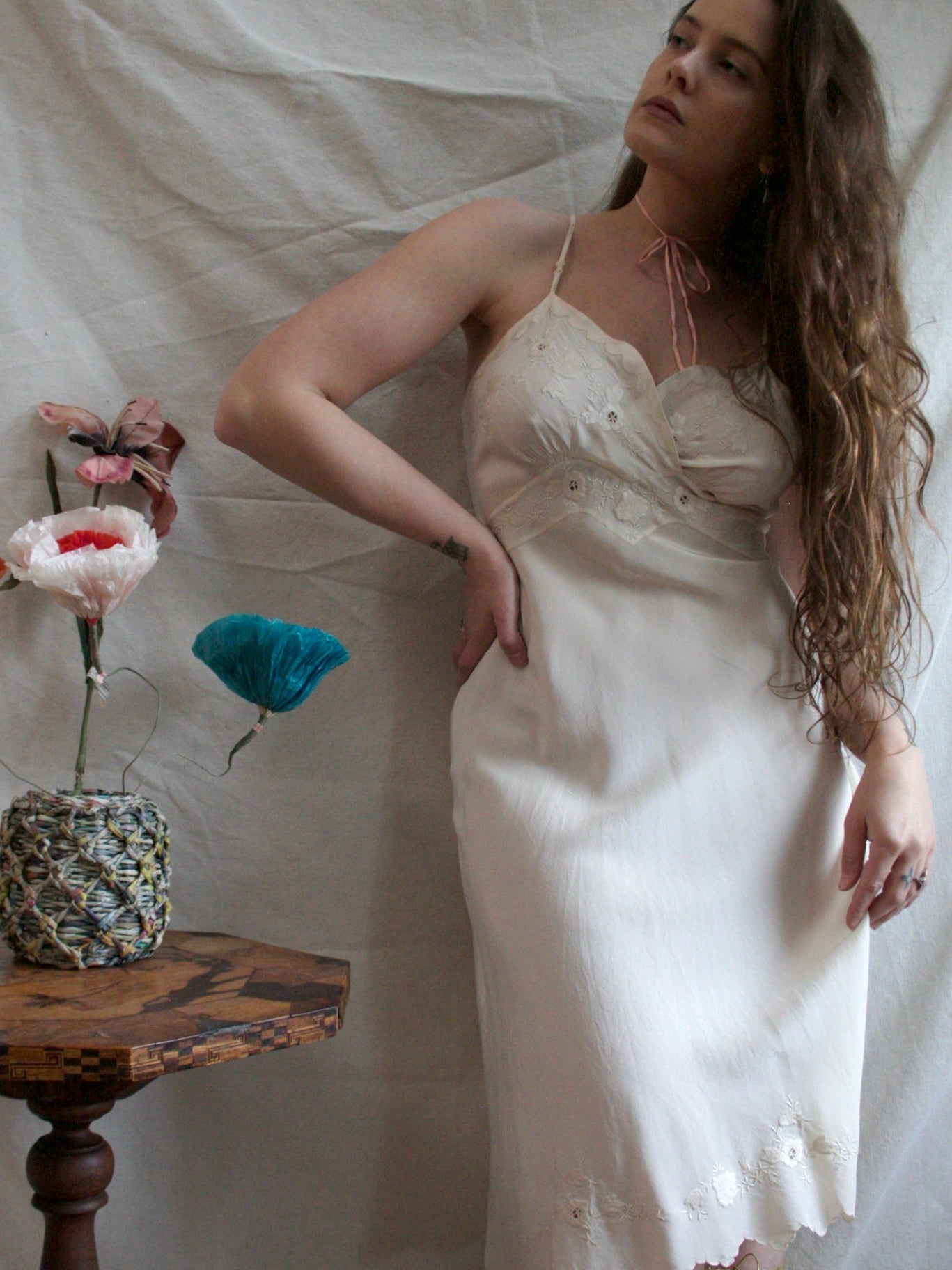 1930s Cream Petal Bust Appliqué Silk Bias Cut Short Slip