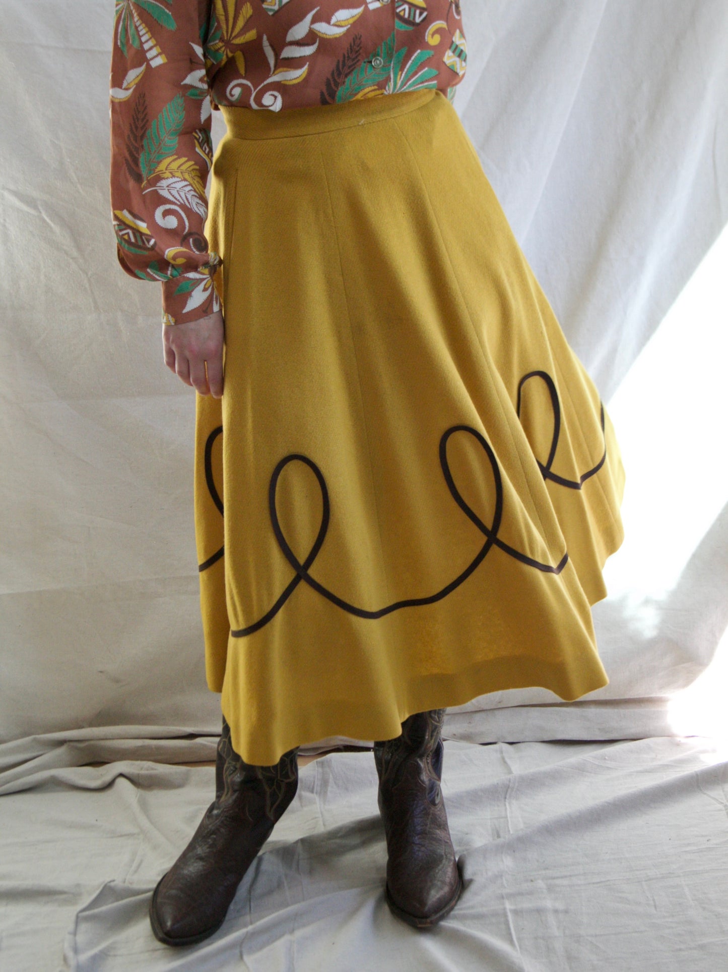 1950s Marigold Wool W* Looped Trim Circle Skirt