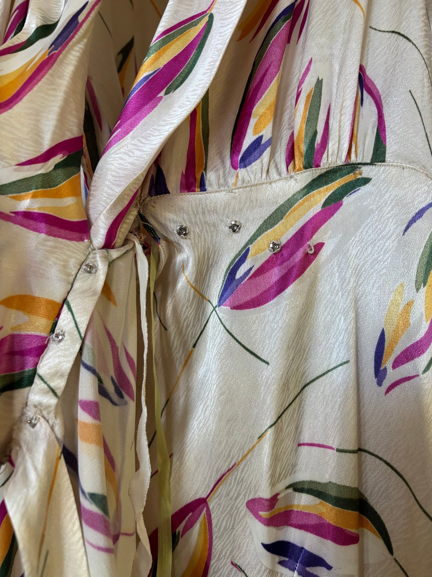 1930s Painterly Tulip Print Heavy Silk Tie Waist Trained Gown