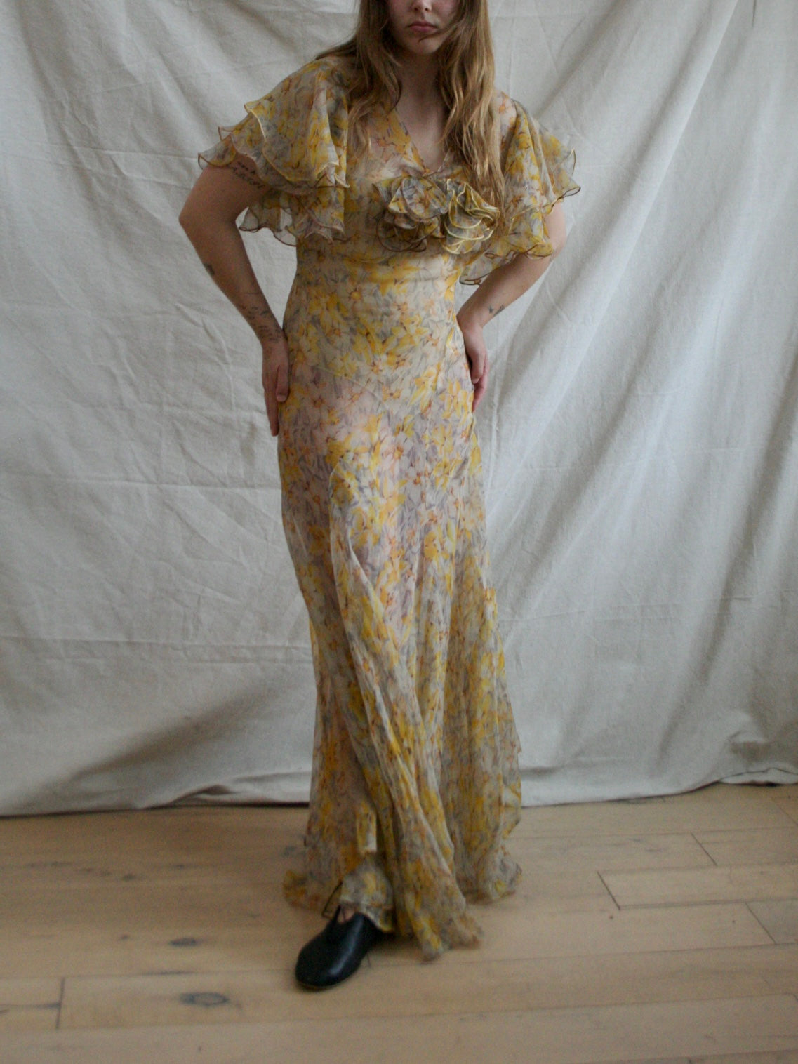 1930s Silk Chiffon Autumnal Flutter Sleeve Deco Bias Cut Gown