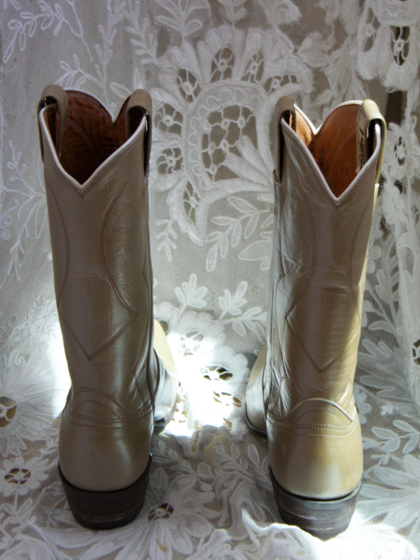1970s NOS Metallic Champagne Western Cowboy Boots