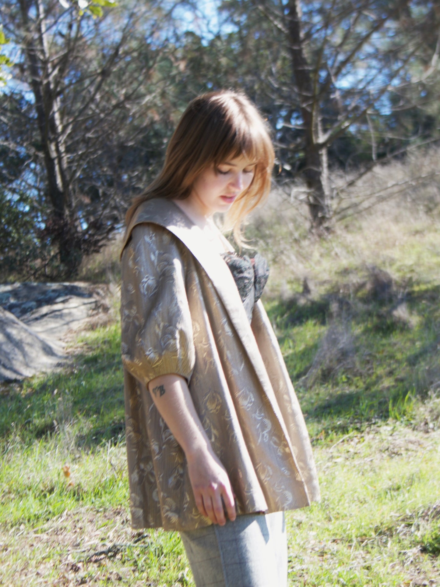 1950s Metallic Satin Brocade Balloon Sleeve Evening Jacket