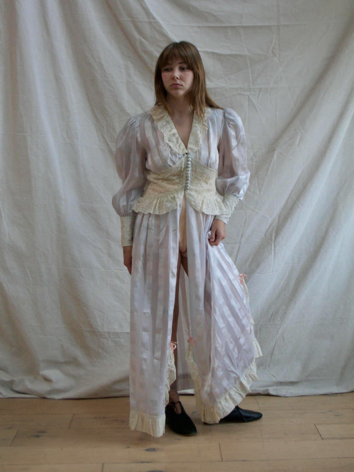1940s Striped Sheer Bow/Lace Trim Peplum Peignoir