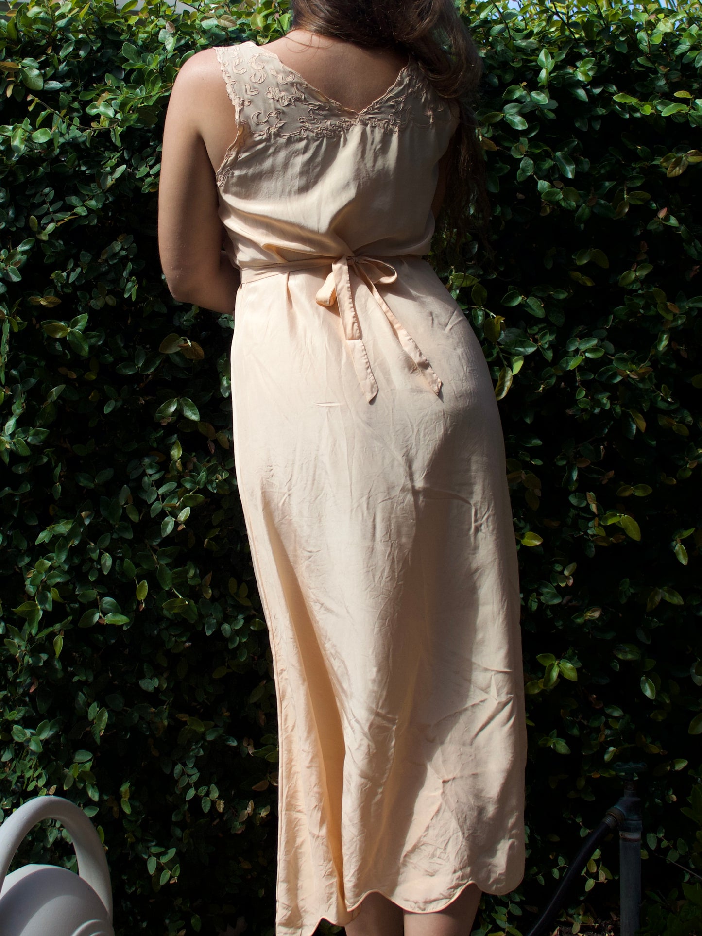 1920s/1930s Scalloped Pink Silk Crepe Chiffon Appliqué Slip Dress