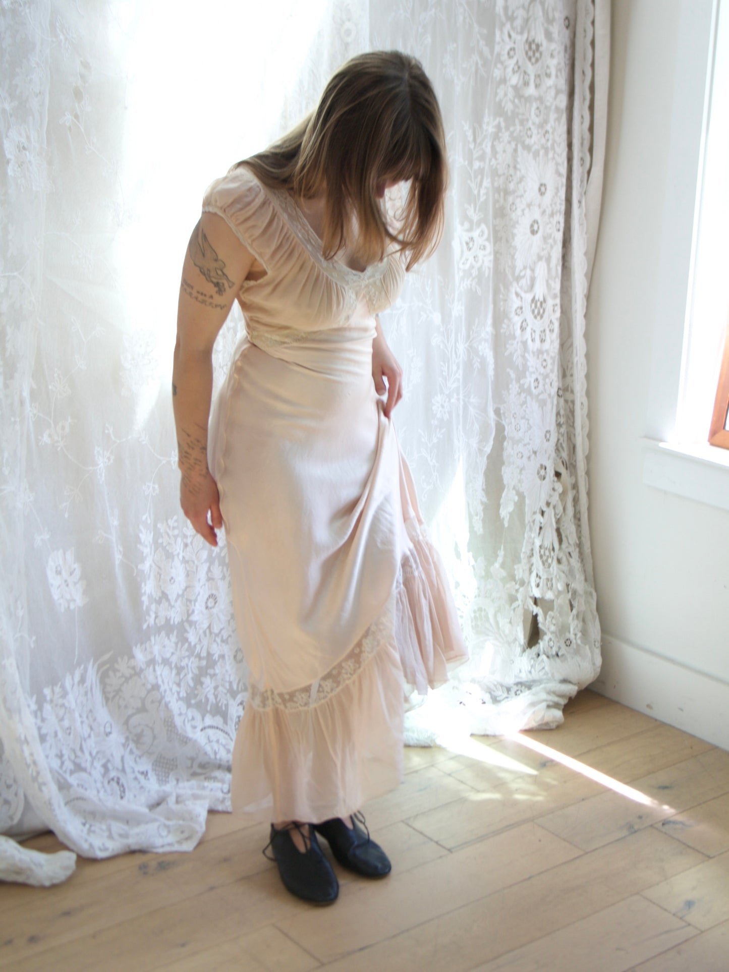 1930s Pale Silk Ruched Chiffon Lace Trim Ruffle Hem Bias Lingerie Gown