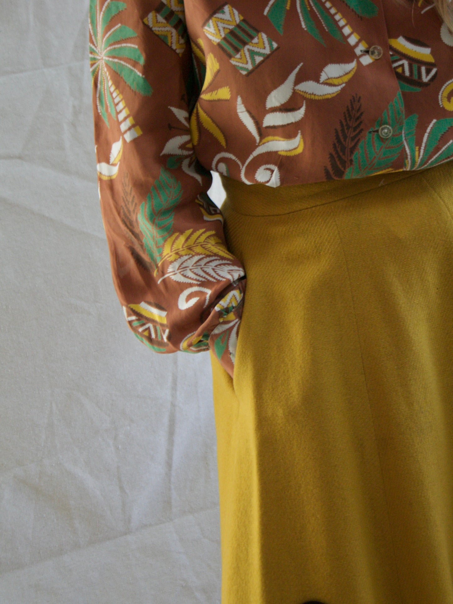 1950s Marigold Wool W* Looped Trim Circle Skirt