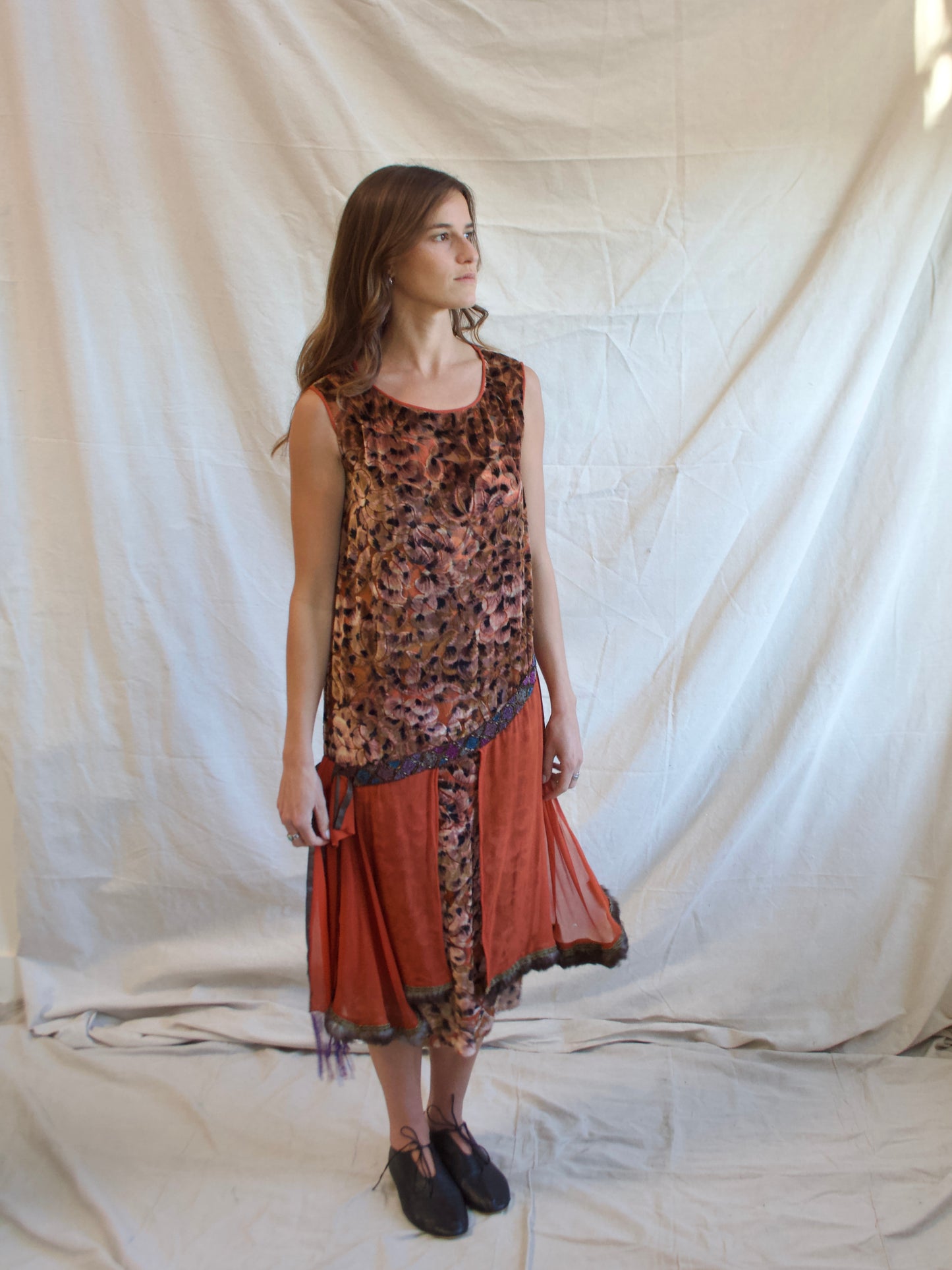 Antique 1920s Autumnal Micro Beaded Devore Velvet & Chiffon Lamé Trim Drop Waist Gown