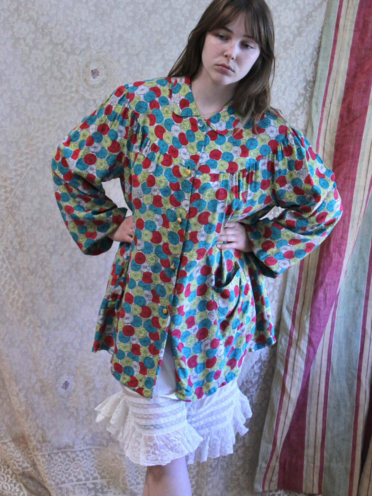 1940s Novelty Print Cold Rayon Bishop Sleeve Smock