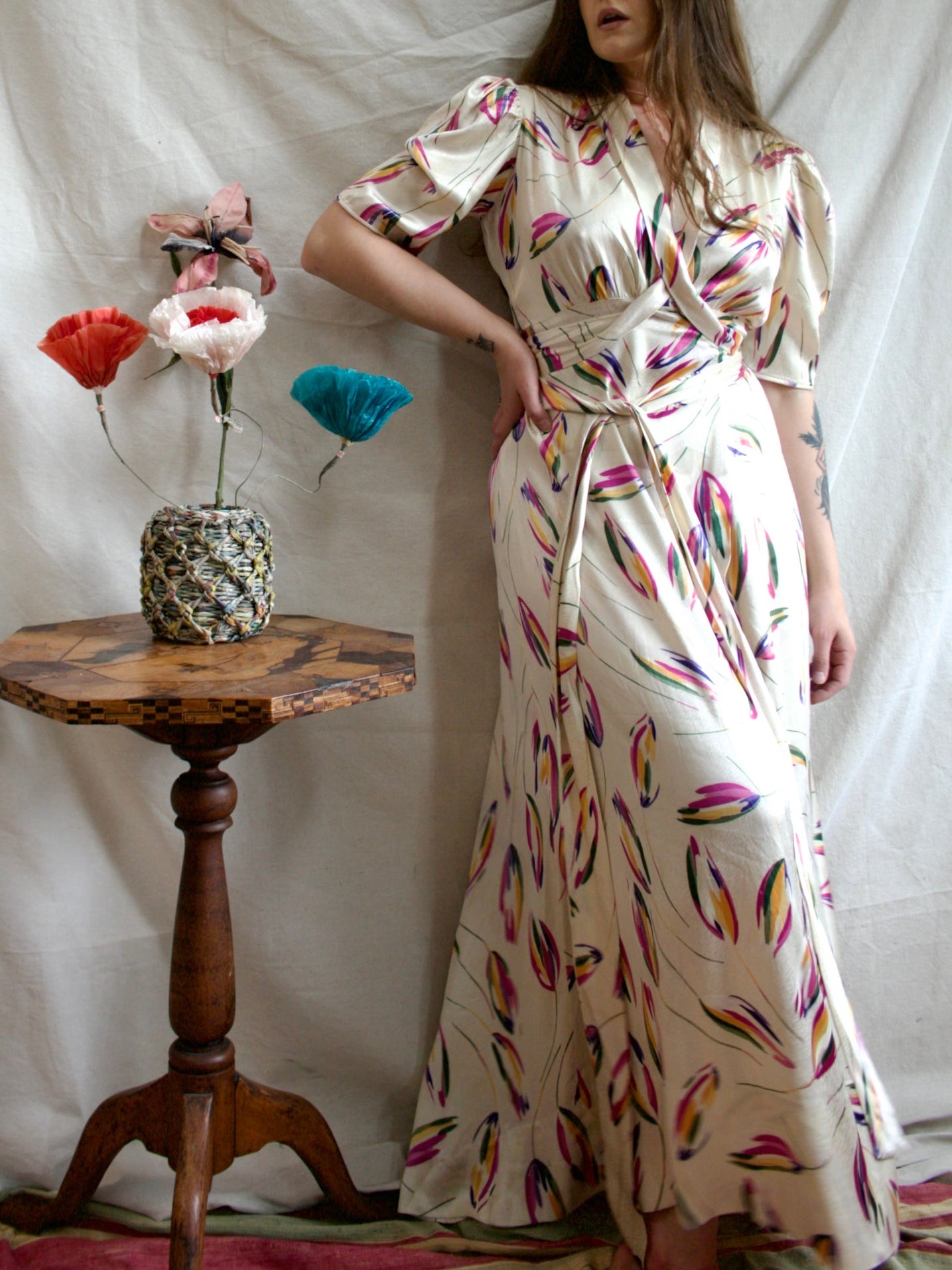 1930s Painterly Tulip Print Heavy Silk Tie Waist Trained Gown