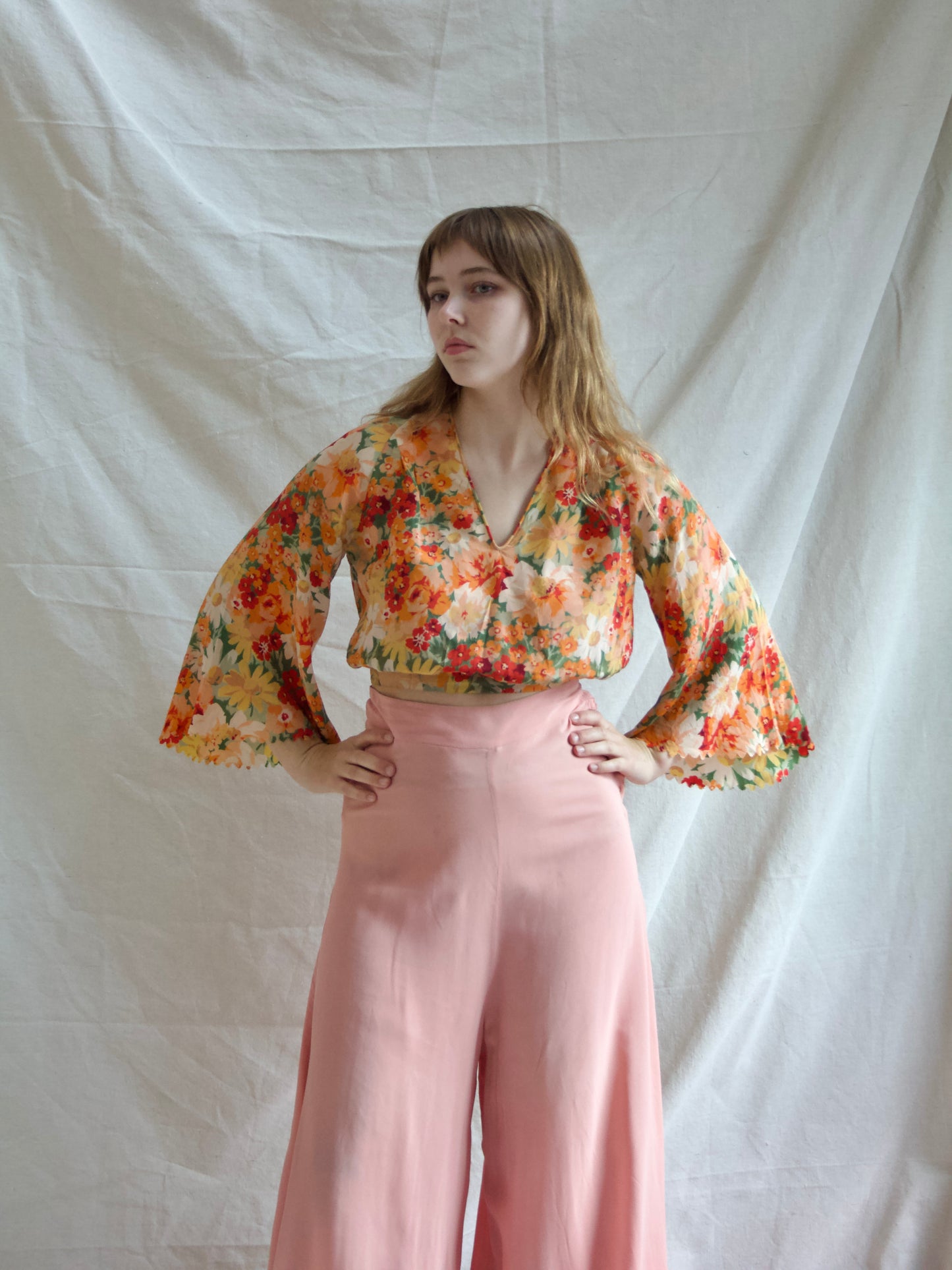 1930s Floral Print Silk Bell Sleeve Cropped Blouse