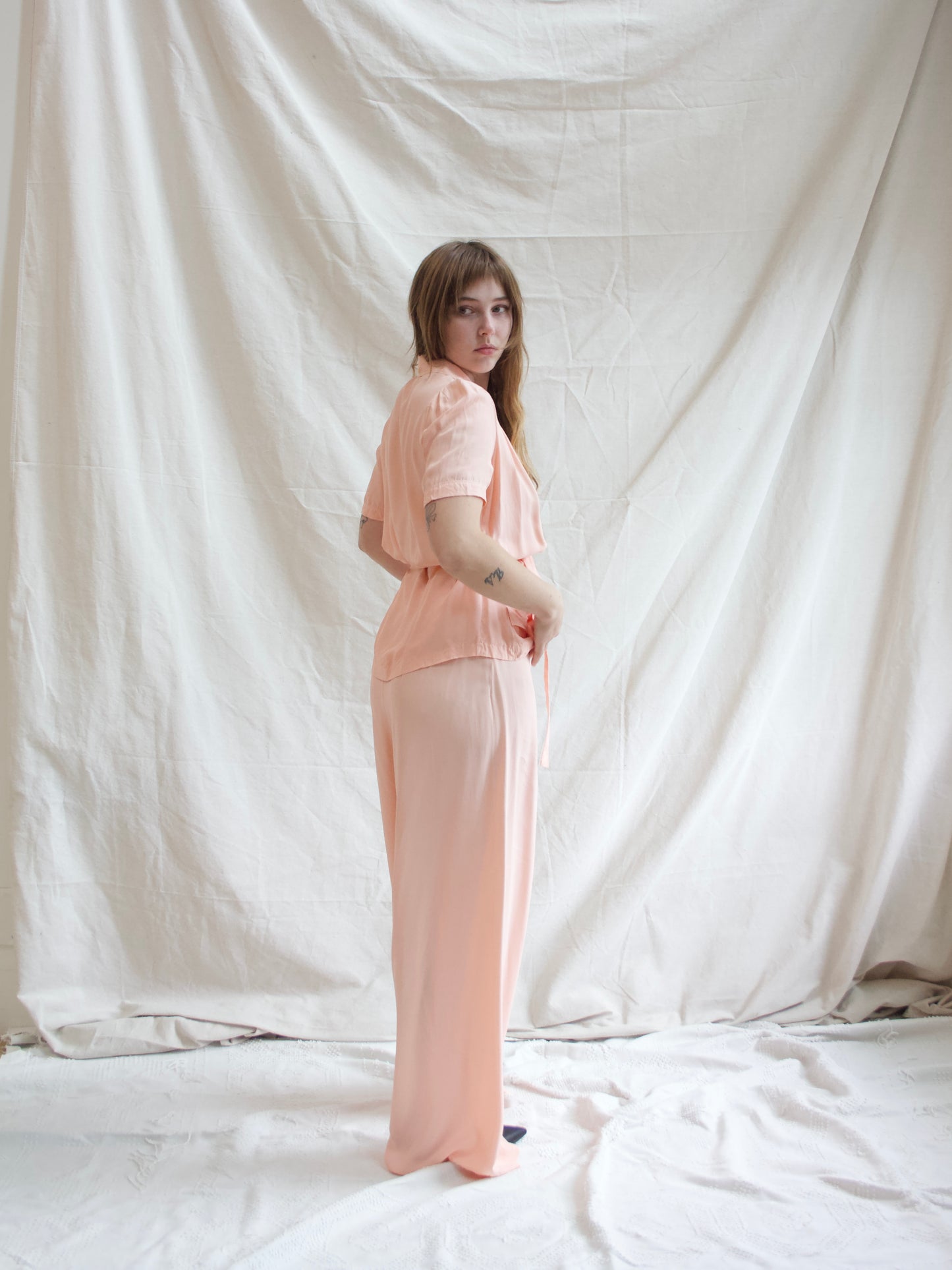 1940s Cold Rayon 2-PC Wide Leg Side Button Lounge Set W* Belt