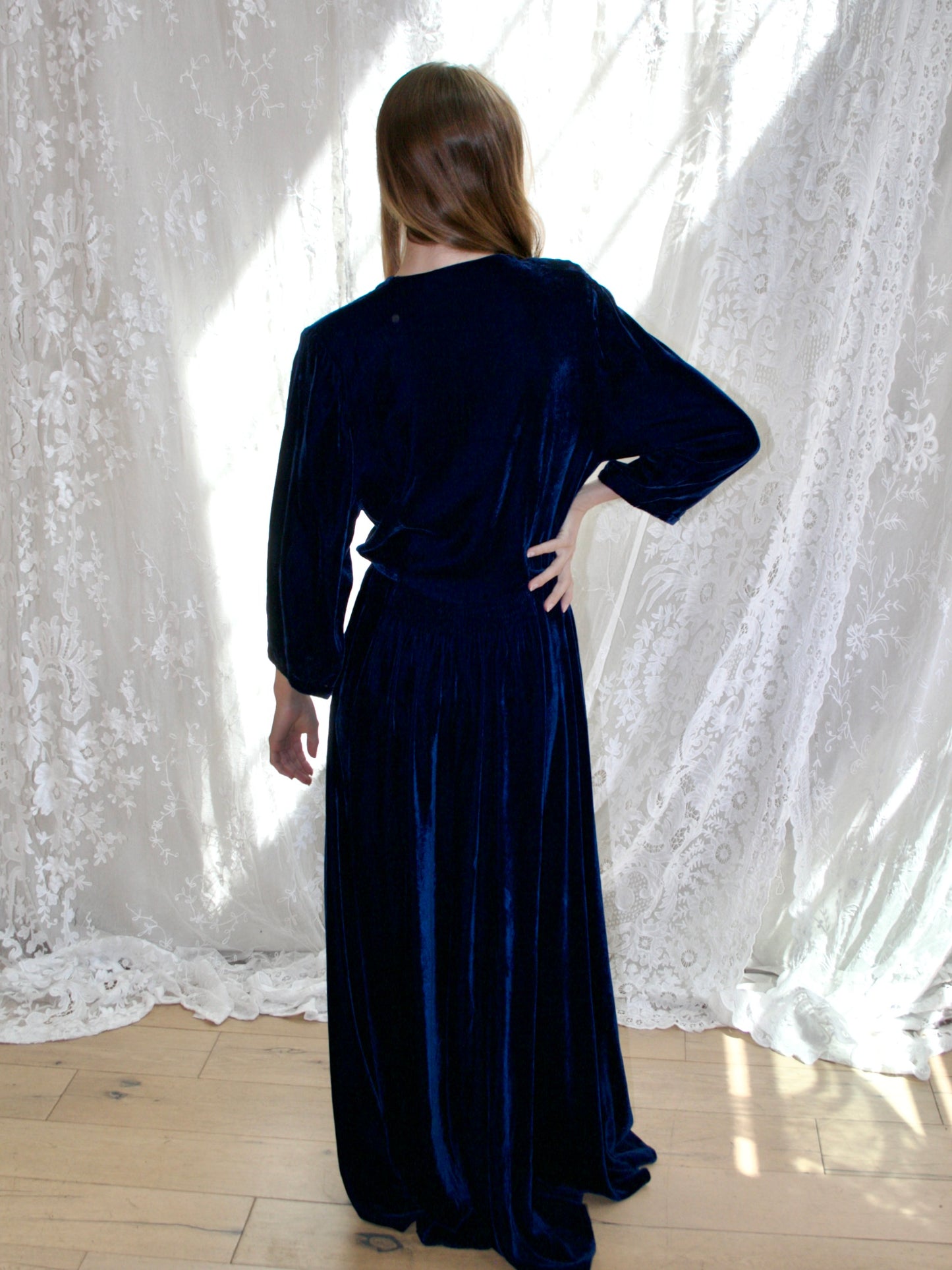 1940s Midnight Blue Velvet Zip Front Hostess Gown
