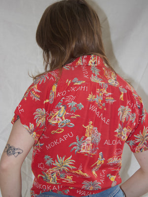 1940s Raw Silk Hawaiian Print Cherry Red Cropped Blouse