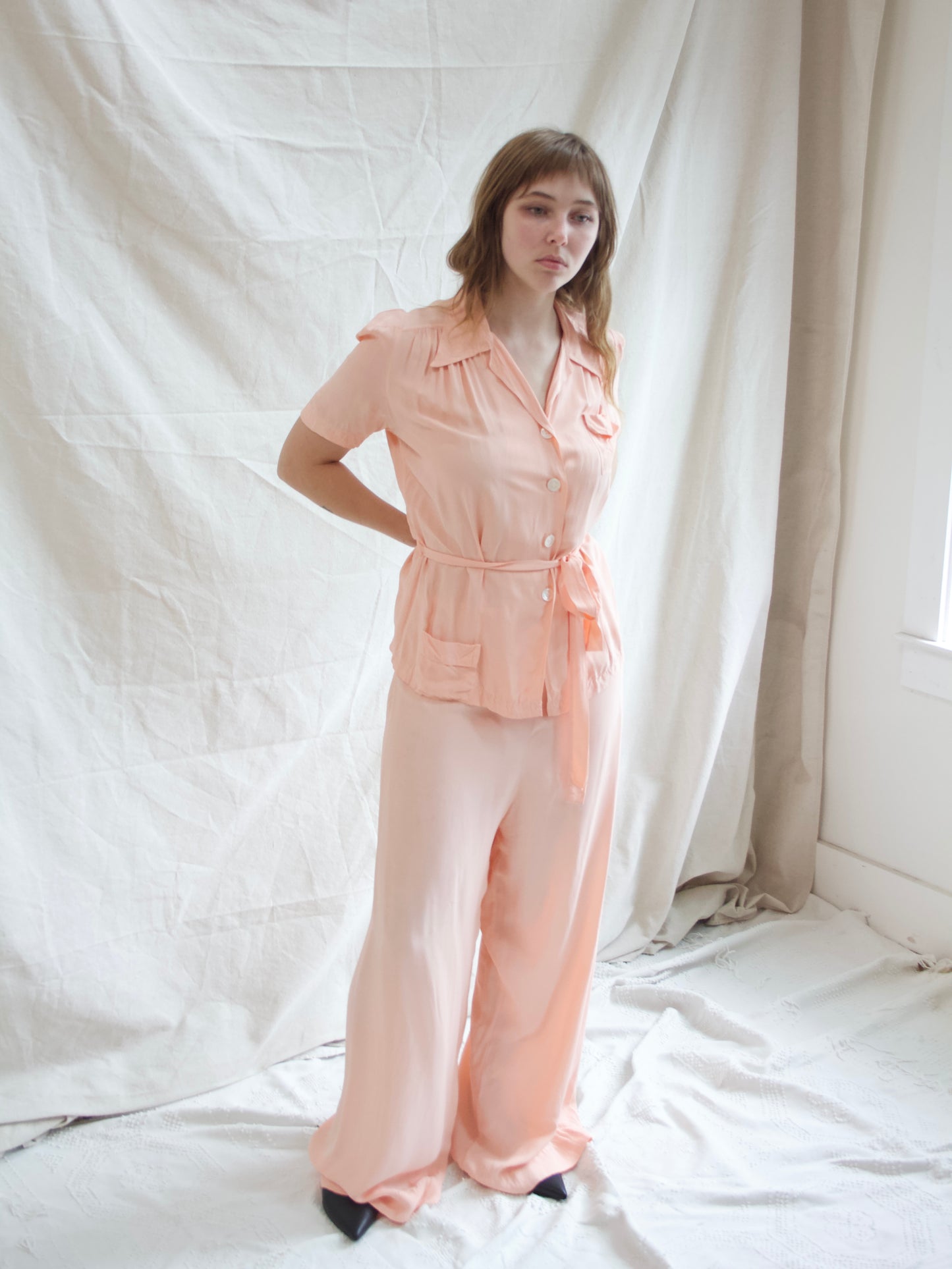 1940s Cold Rayon 2-PC Wide Leg Side Button Lounge Set W* Belt