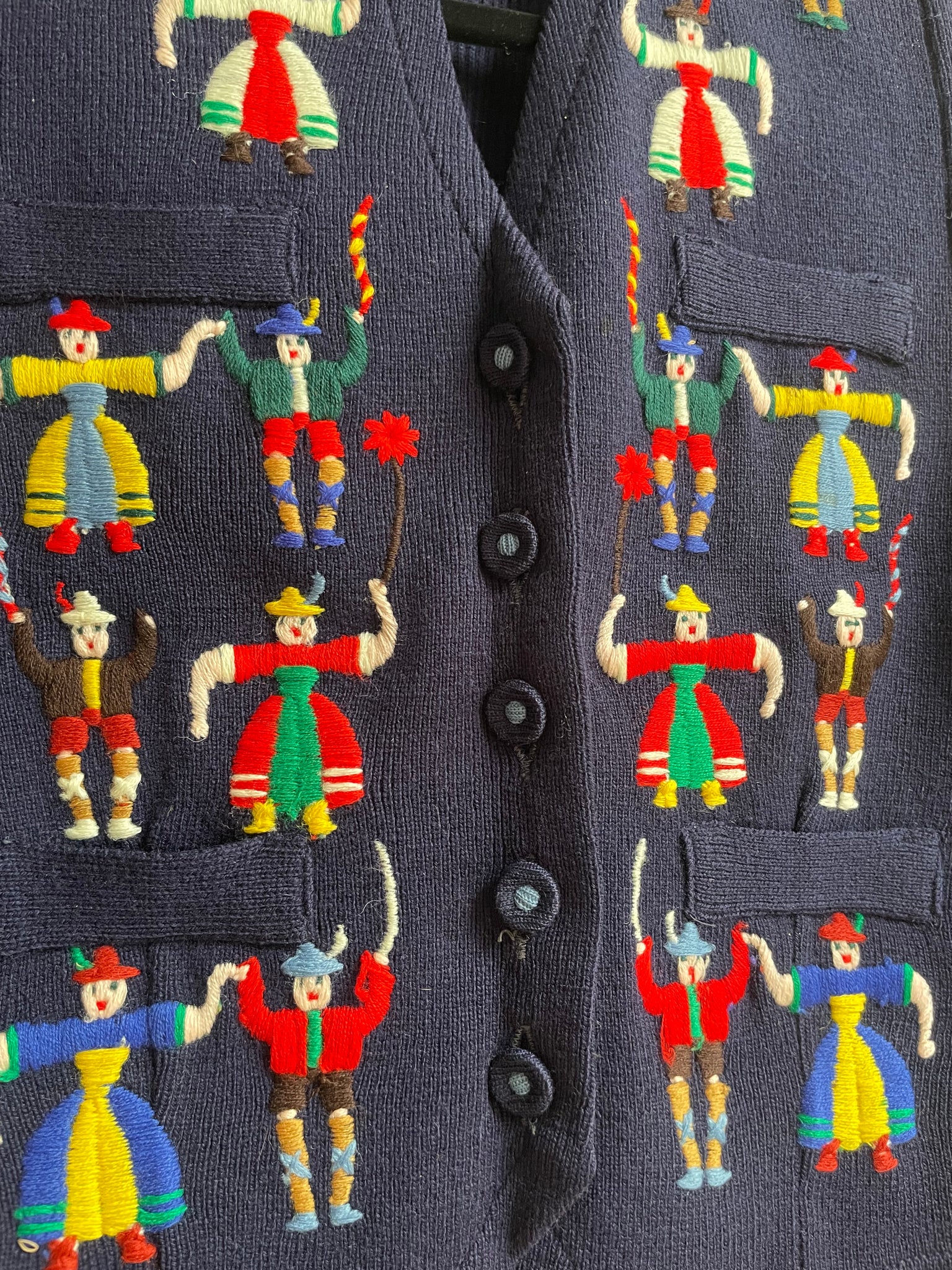 1940s 'Balmoral' Sottish Novelty Figural Embroidered Wool Knit Vest