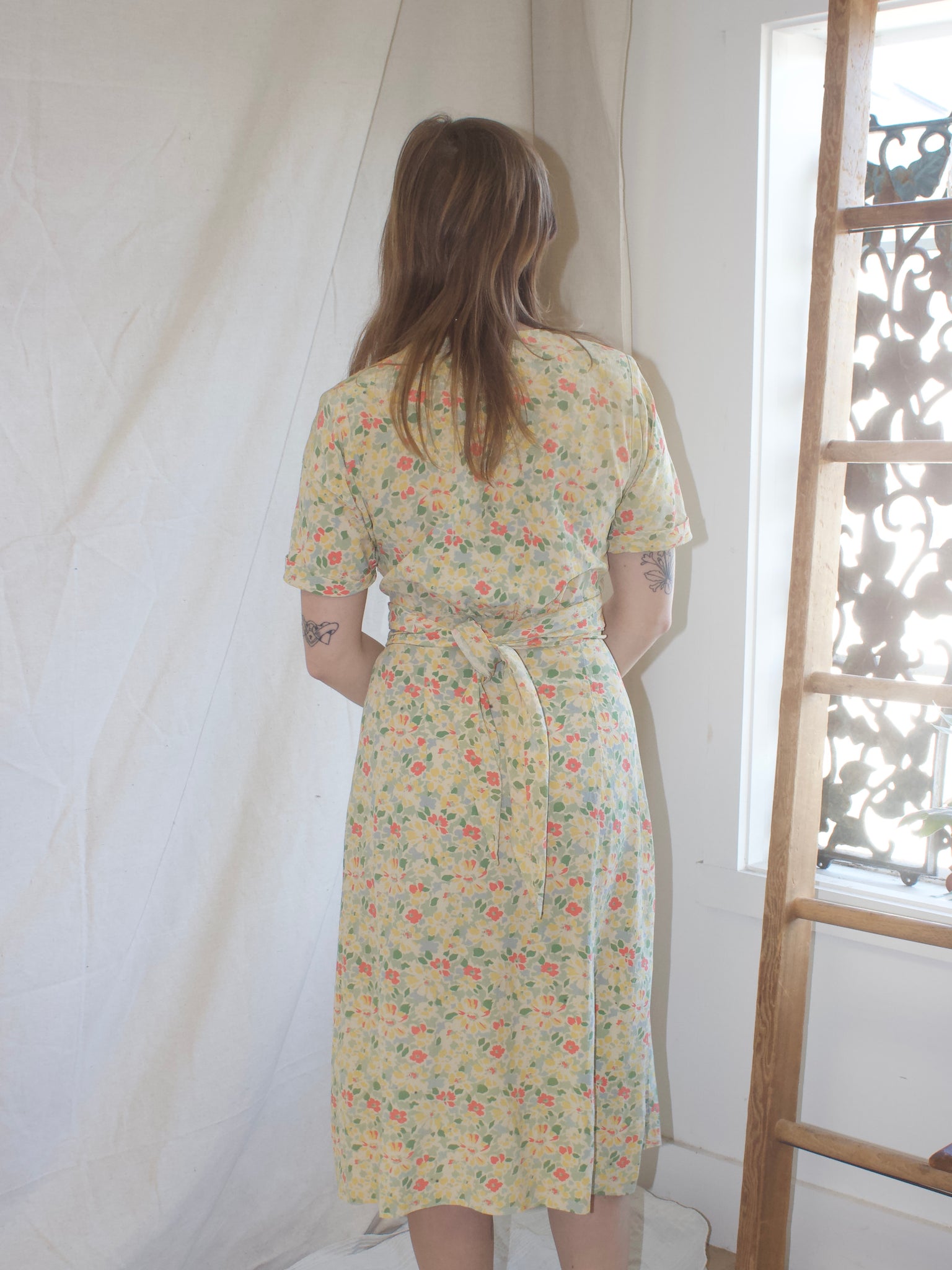 1930s Springtime Floral Crepe Tie Waist Day Dress