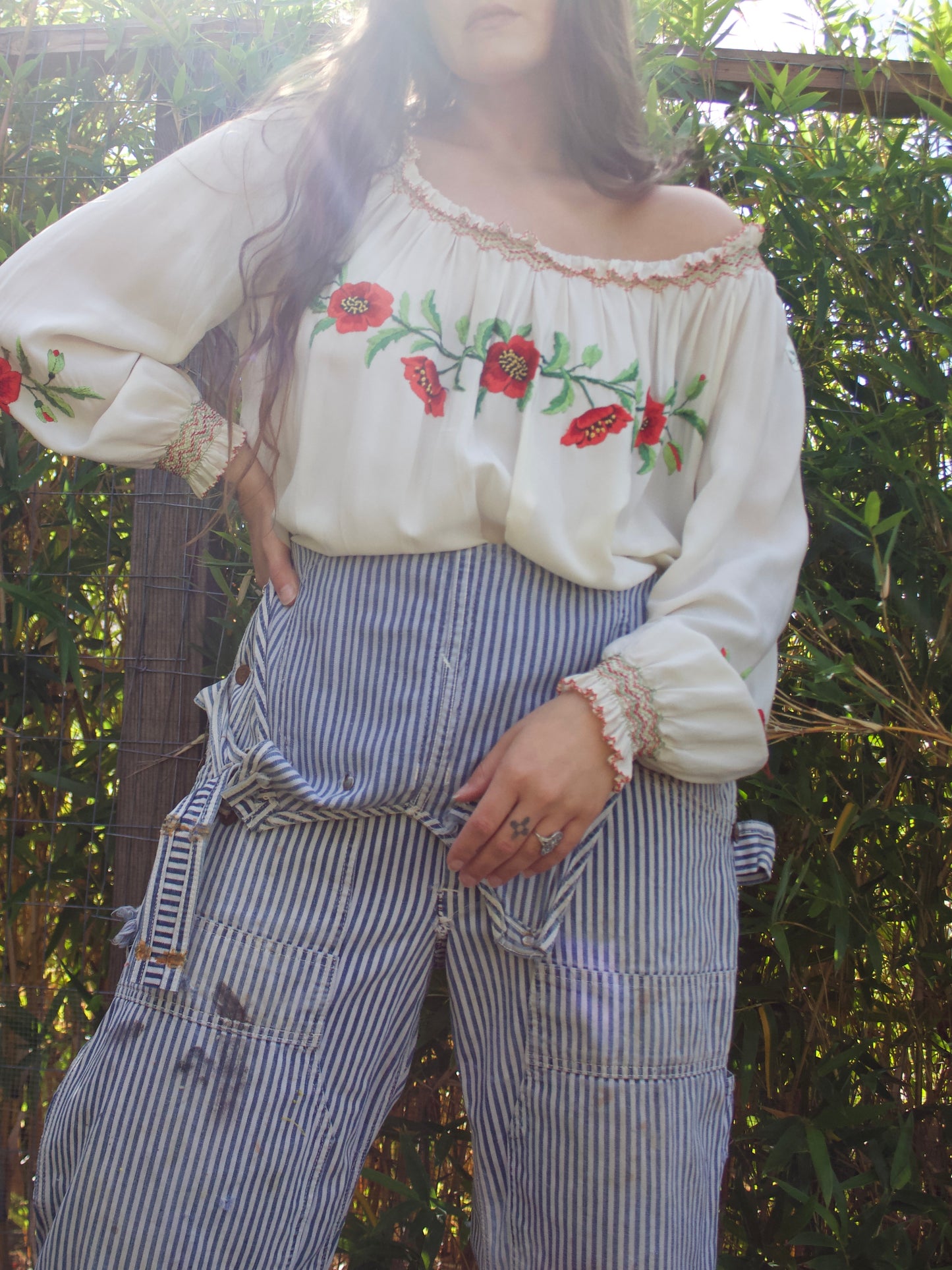 1930s/1940s Embroidered Poet Sleeve Peasant Blouse