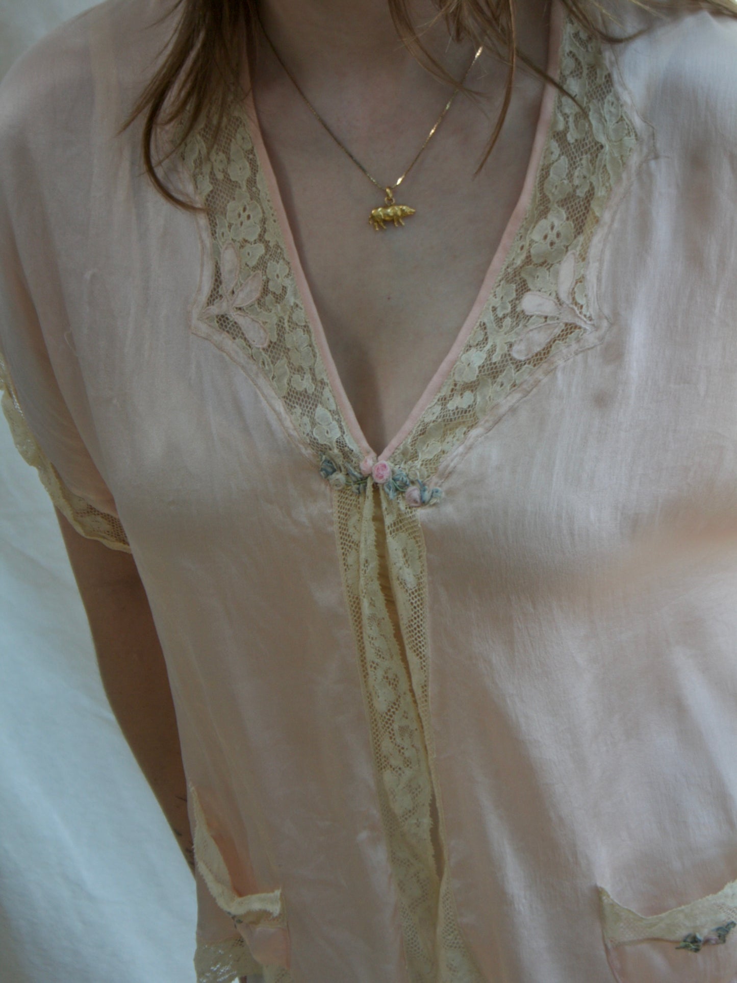 Antique Pink Silk Lace Boudoir Jacket W* Rosettes