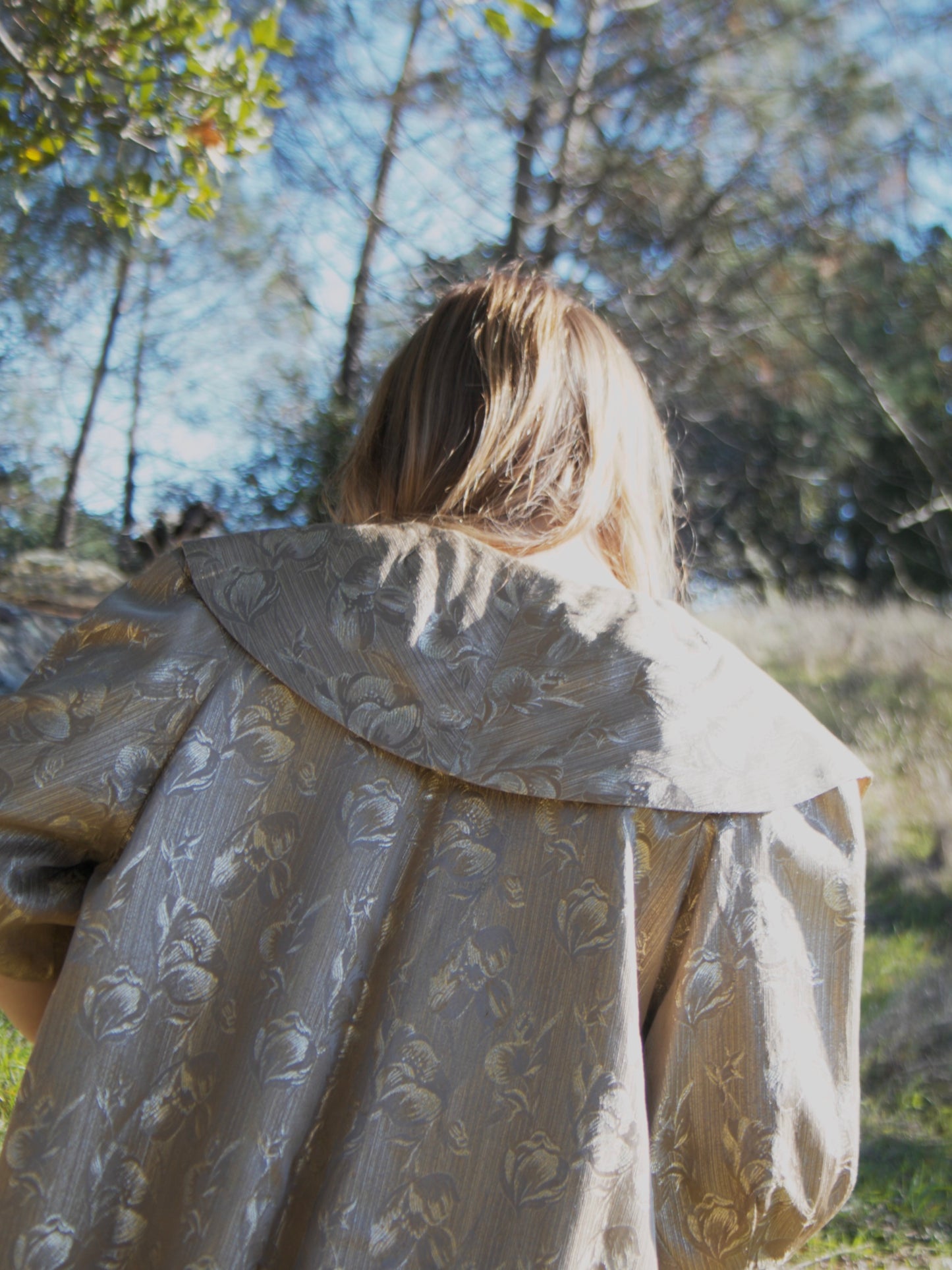 1950s Metallic Satin Brocade Balloon Sleeve Evening Jacket