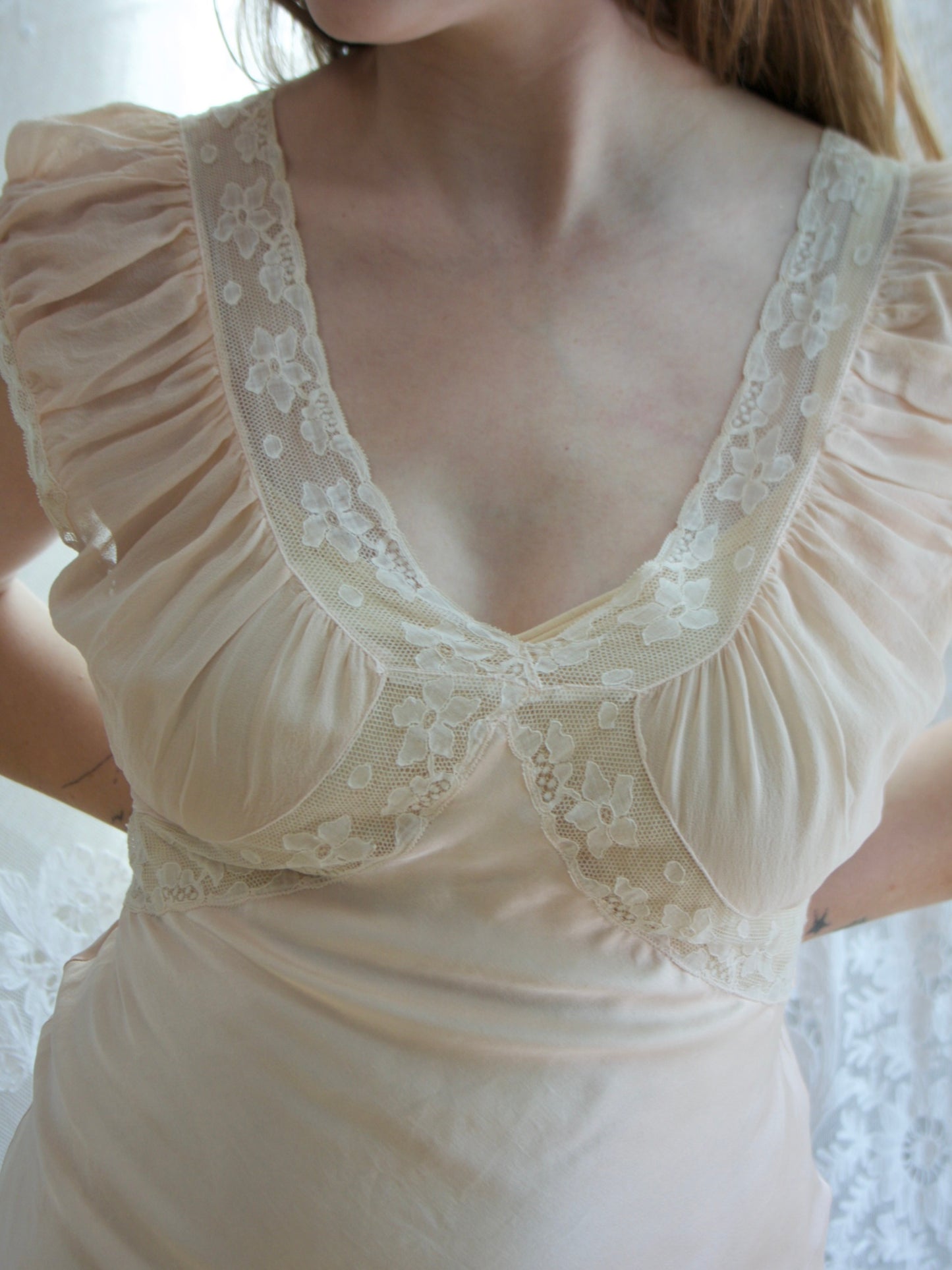 1930s Pale Silk Ruched Chiffon Lace Trim Ruffle Hem Bias Lingerie Gown