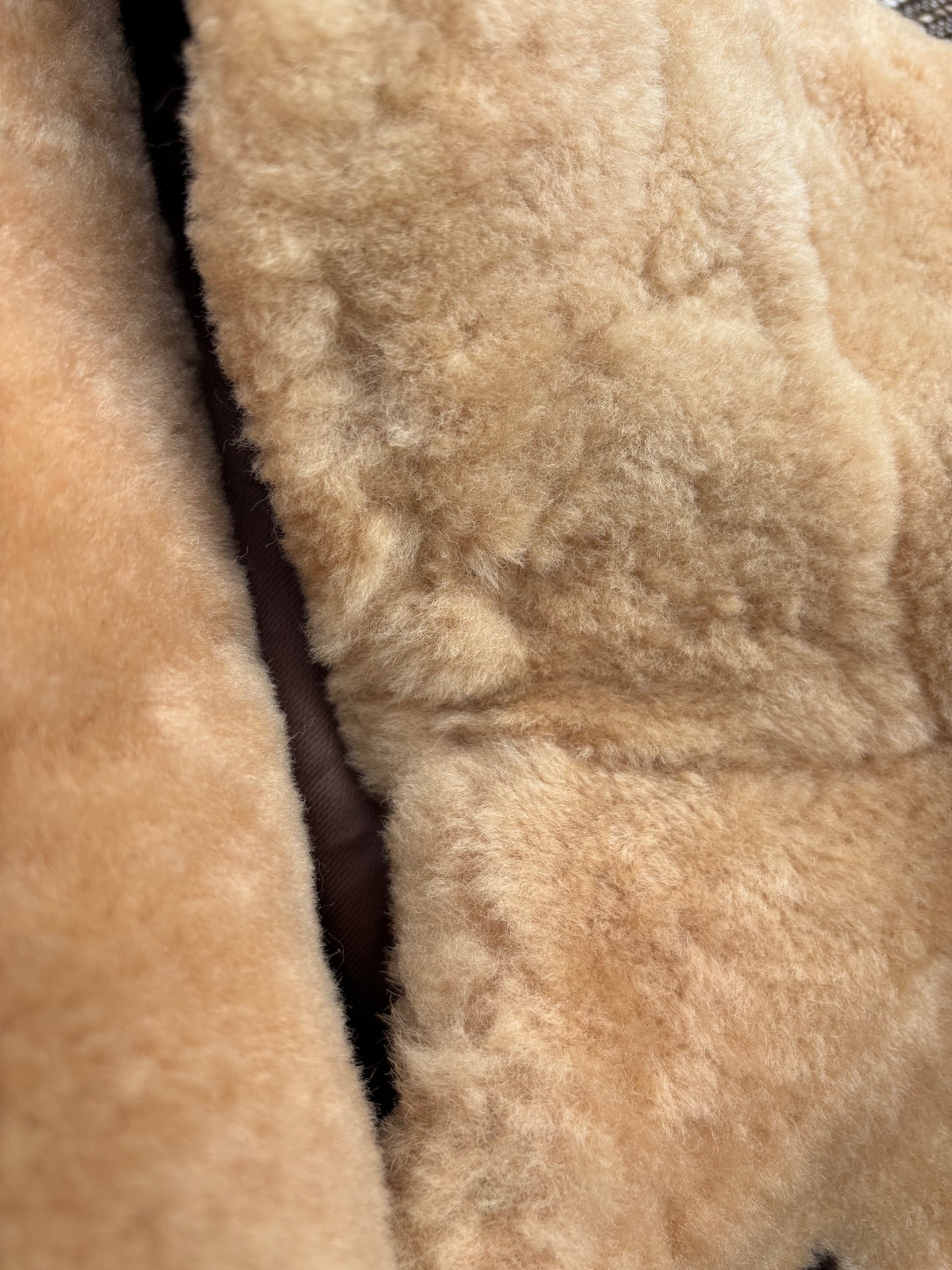 1940s Patterned Two Tone Sheepskin Strong Shoulder Bell Sleeve Coat