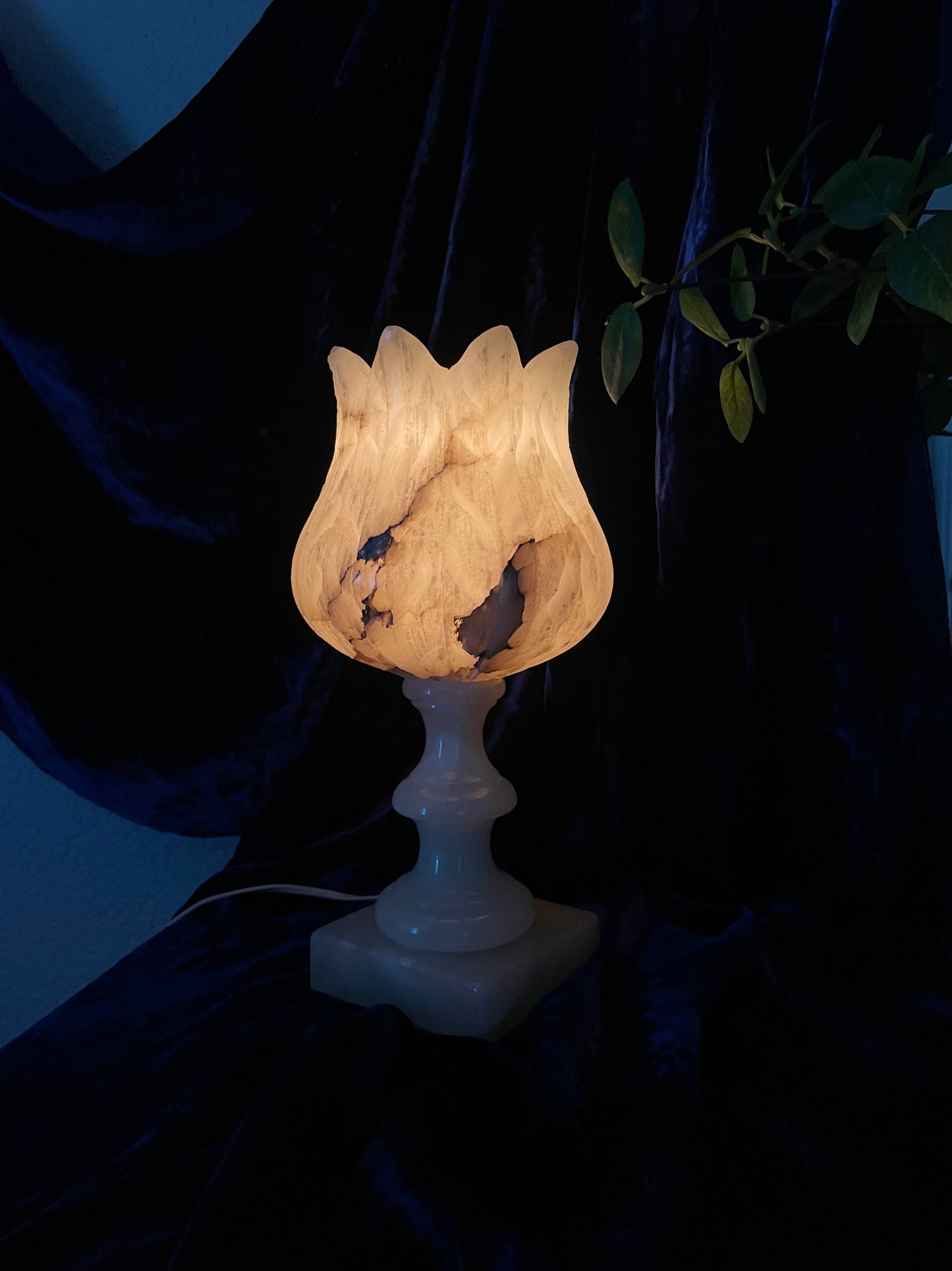 Art Deco 1930s Carved Alabaster Tulip Table Lamp