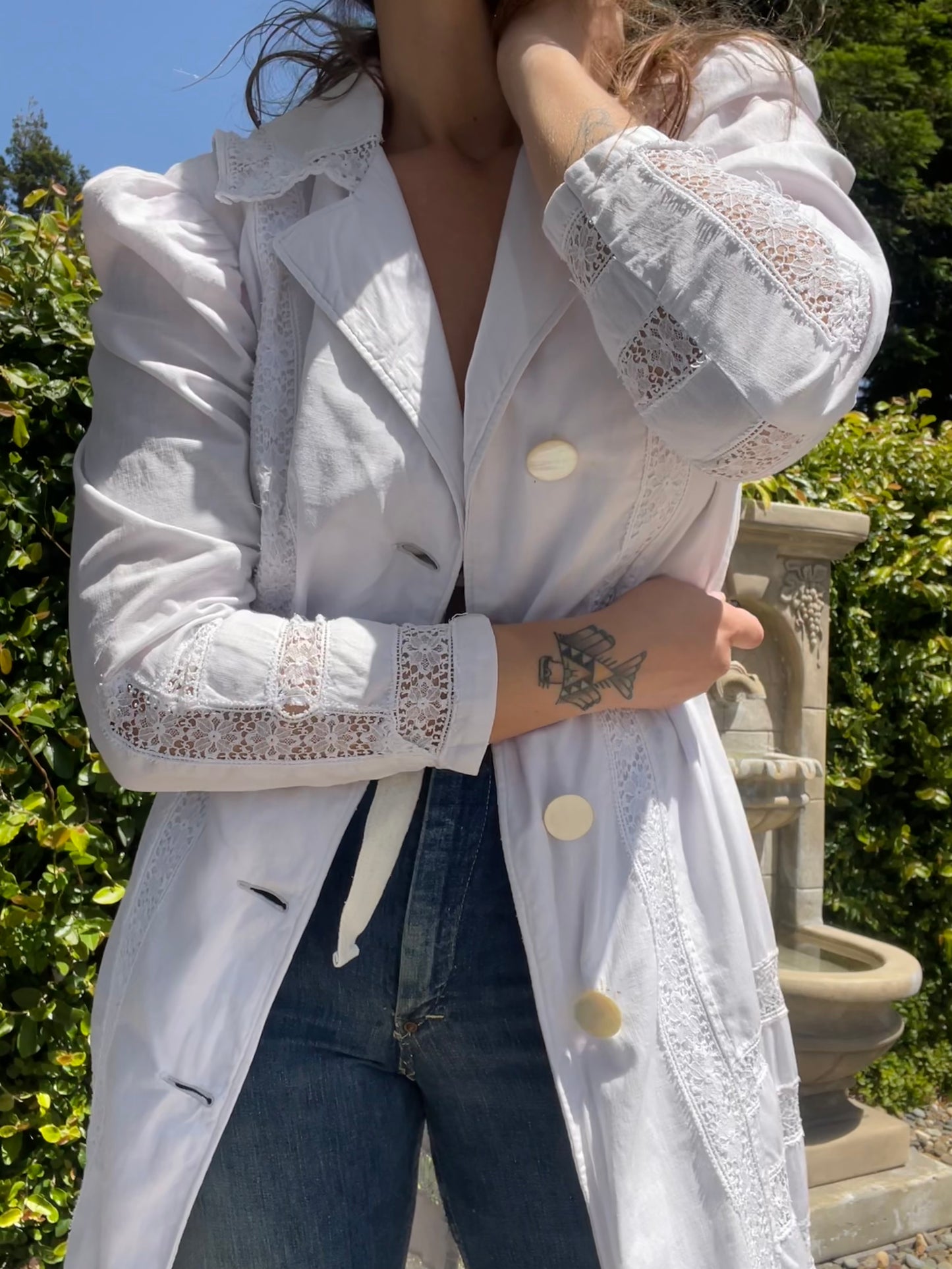 Turn Of The Century Puff Sleeve Linen & Crochet Lace Walking Jacket