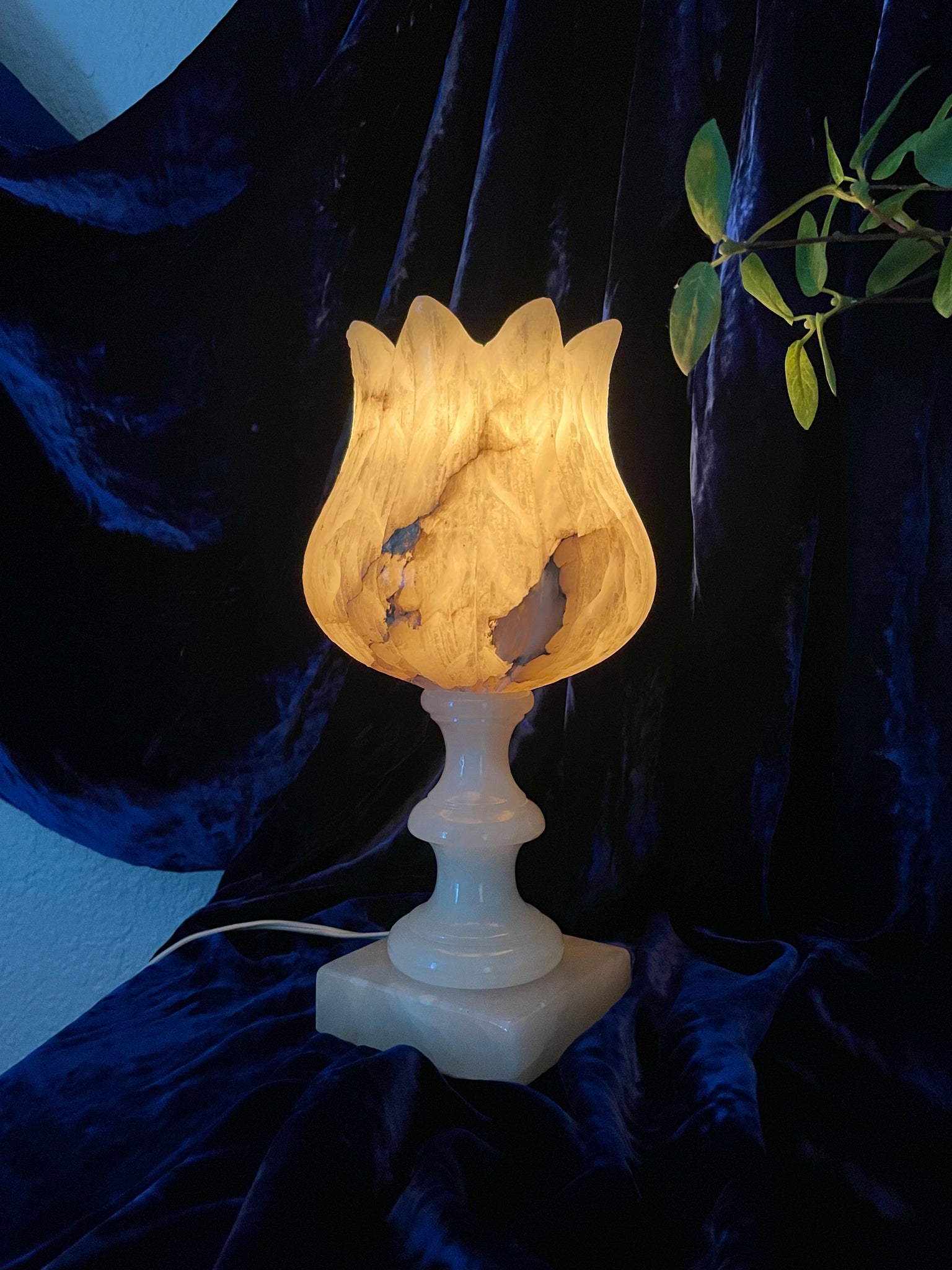 Art Deco 1930s Carved Alabaster Tulip Table Lamp