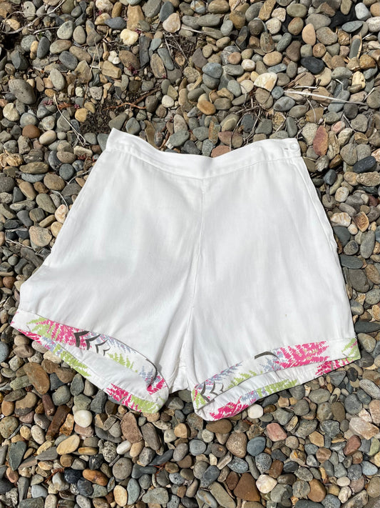 1950s Cotton Twill / Contrasting Print Hem Side Button Shorts