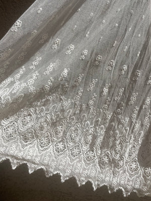 1920s Fine Cotton & Lace Overlay Balloon Sleeve Dress