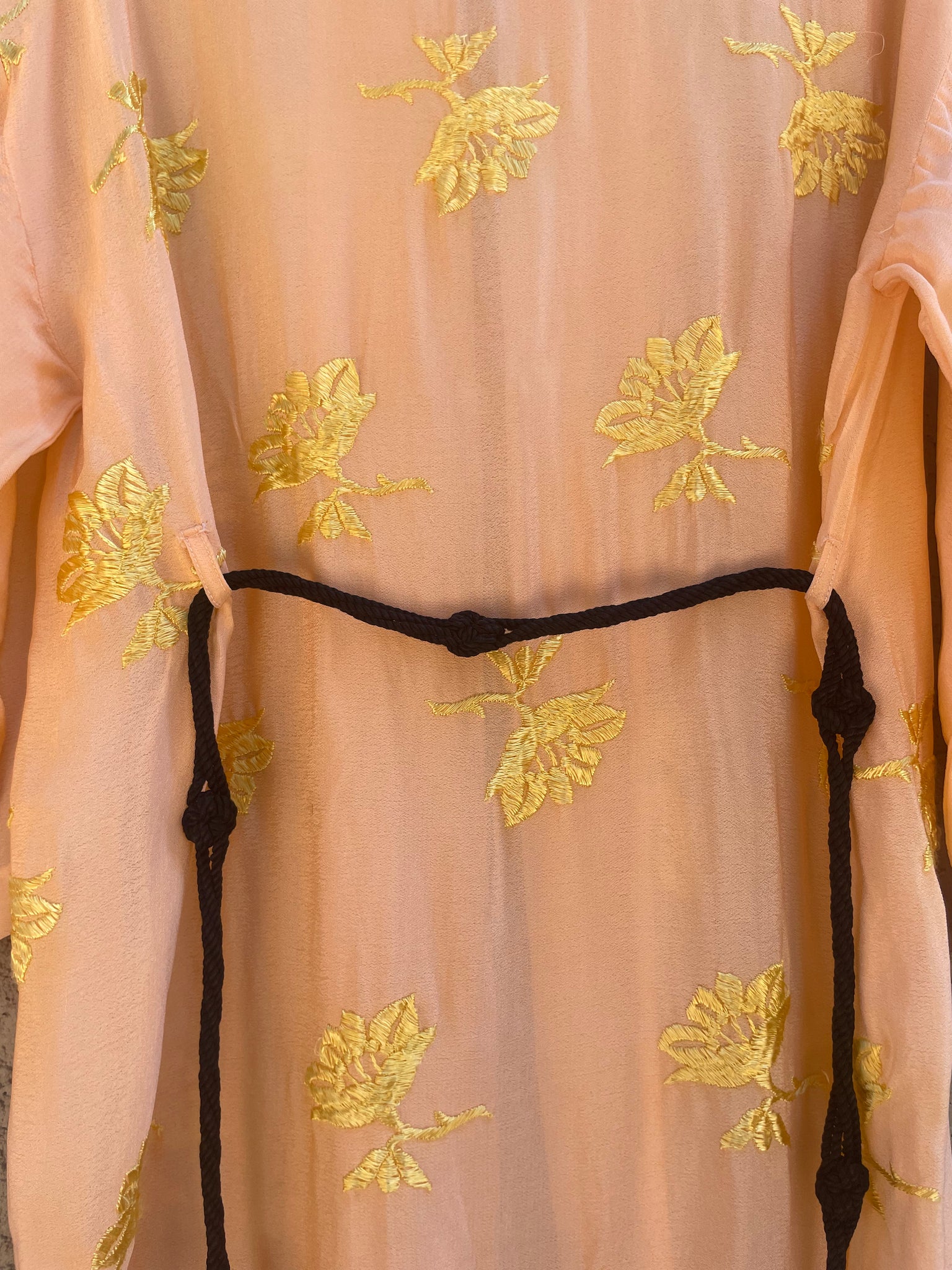 1940s Rayon Crepe Creamsicle Embroidered Kimono Style Tie Waist Robe