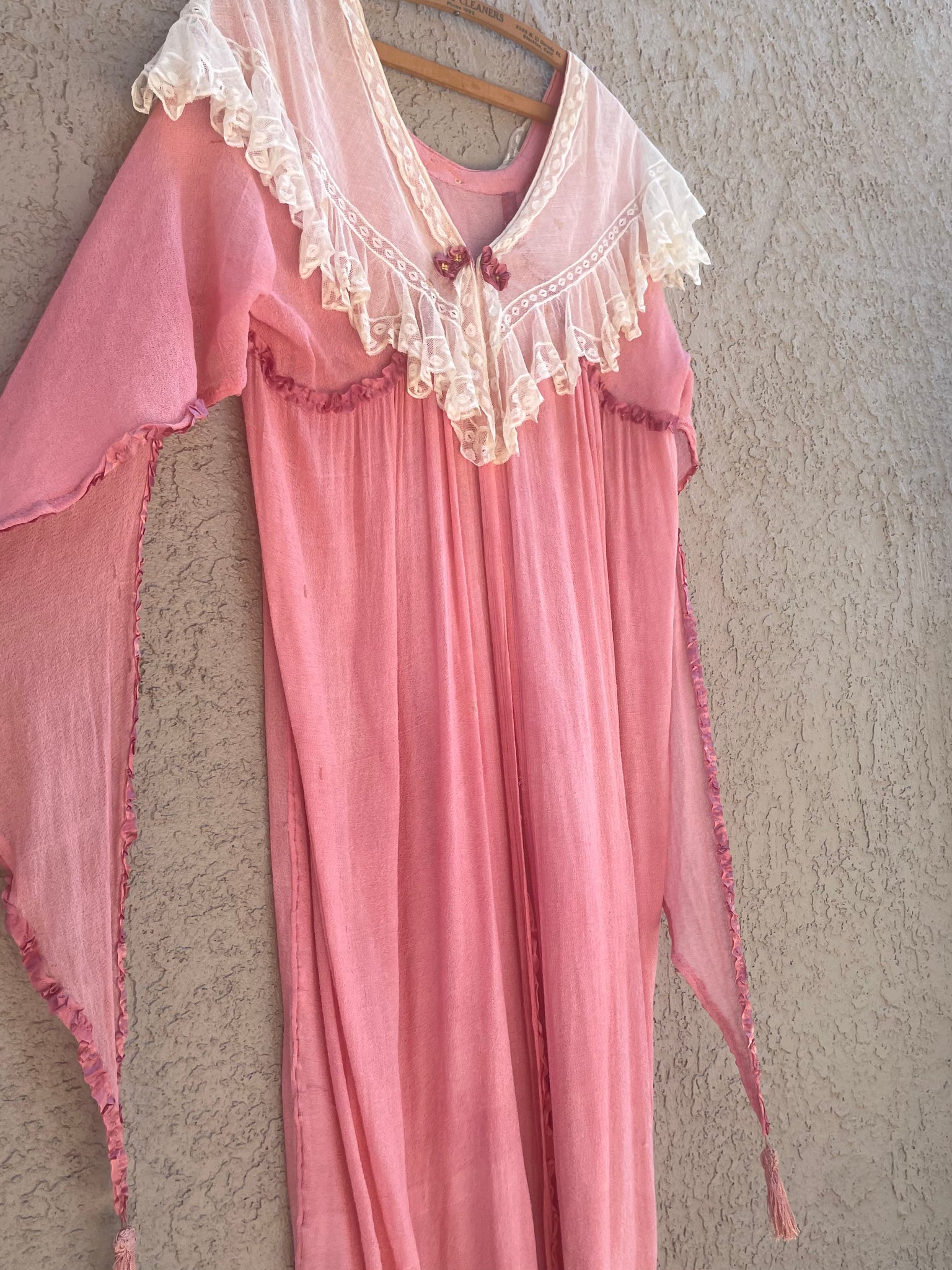 Rare 1910s Crinkle Crepe Shocking Pink Angel Sleeve Lace Tim Dressing Gown