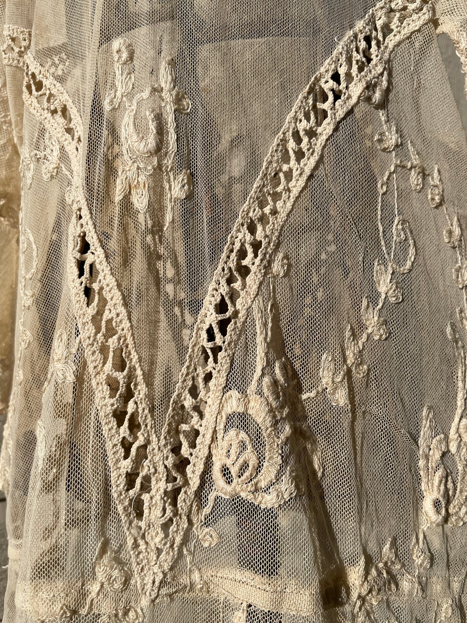 Late Edwardian Ecru Tambour Lace Gown