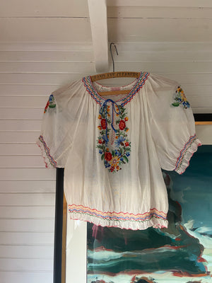 1930s Hungarian Hand Embroidered Peasant Blouse
