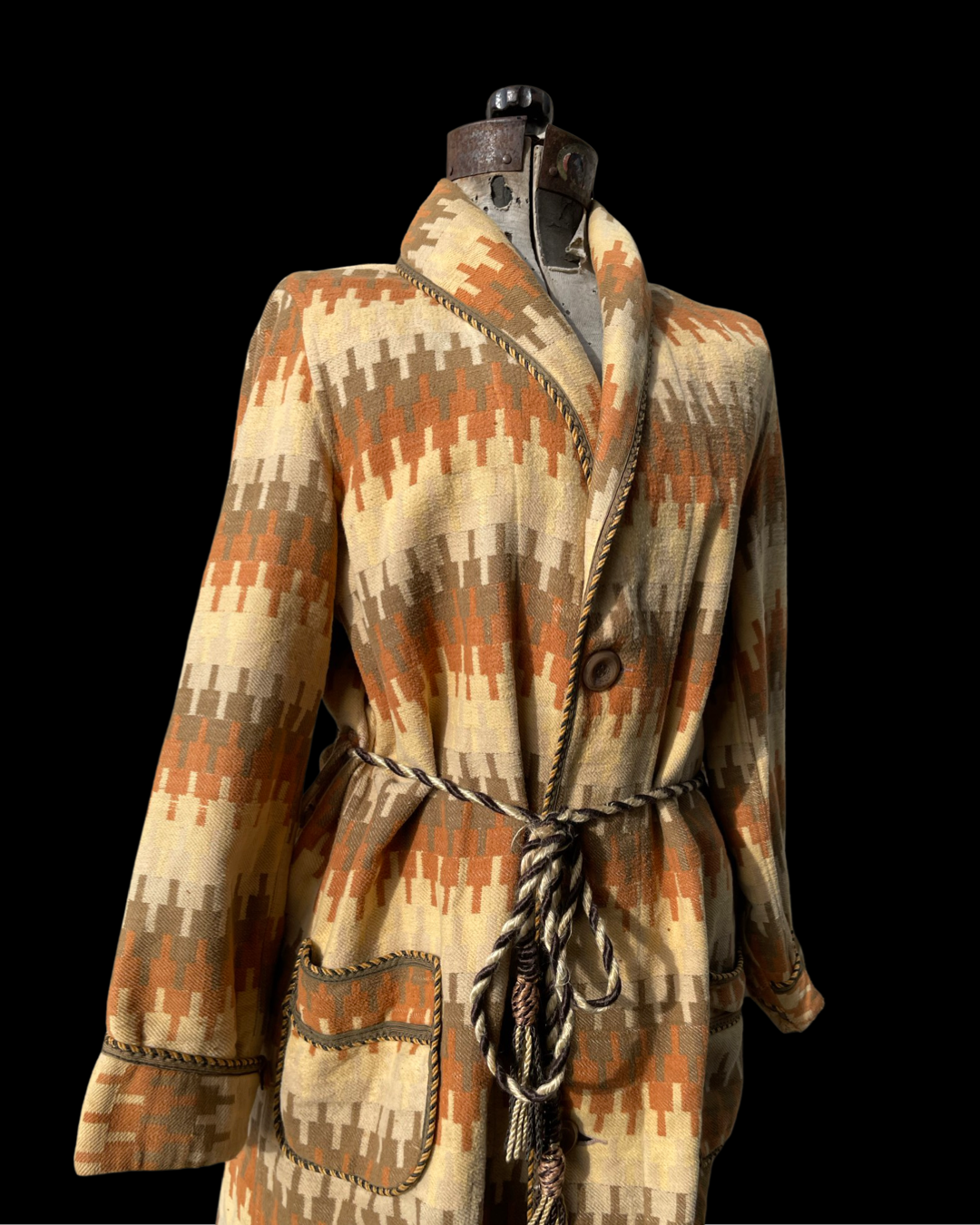 1930s/40s Neutral Blanket Robe