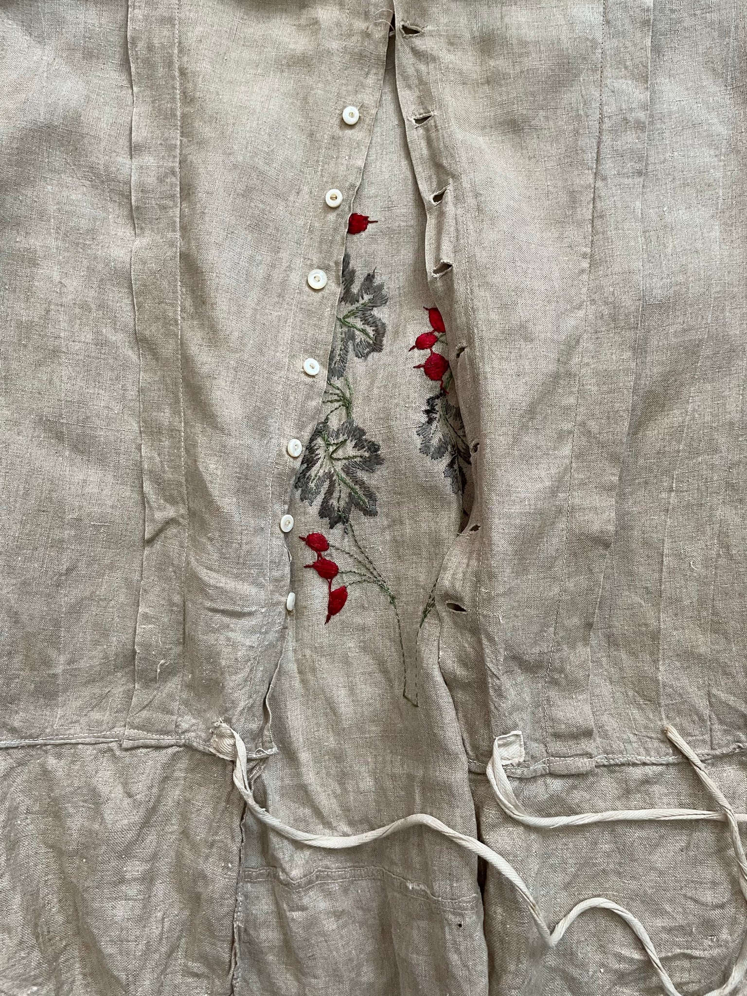 RARE Edwardian Embroidered Foliage Motif Linen Sportswear Ensemble