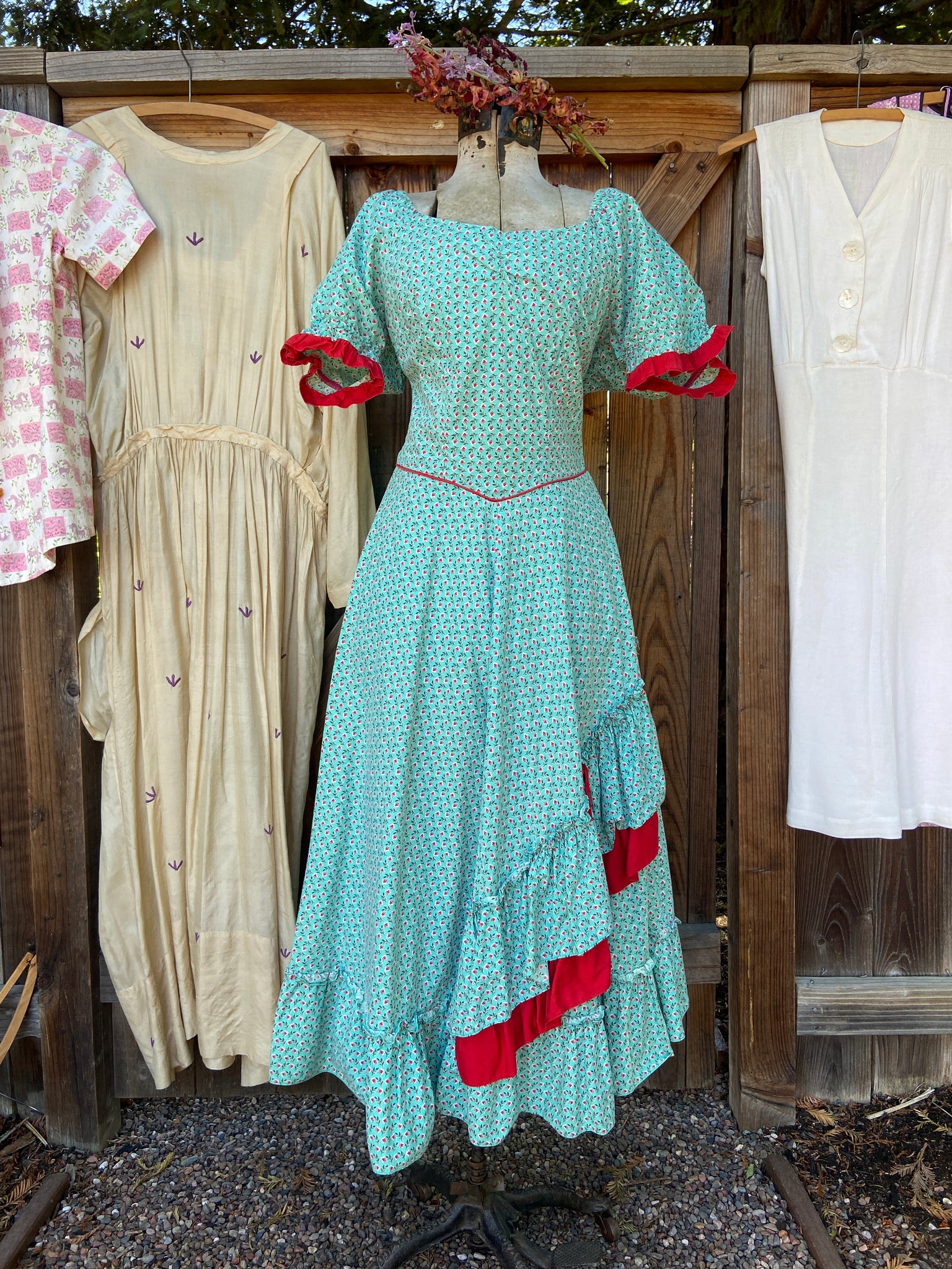 1940s Feedsack Tiered Western Priaire Dress
