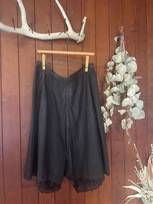 Antique Fade Black Cotton Eyelet Bloomers