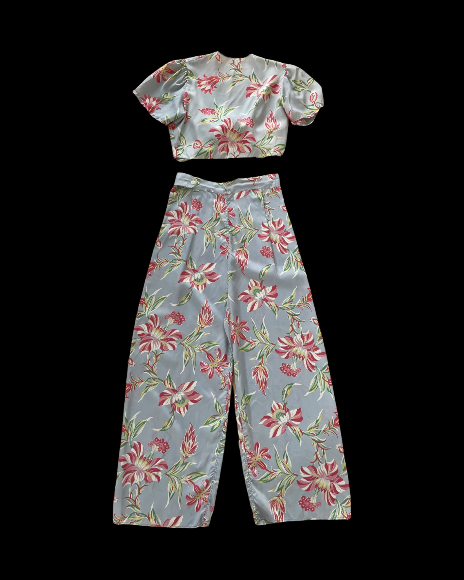 1940s Rayon Two Piece Floral Side Button Lounge Suit