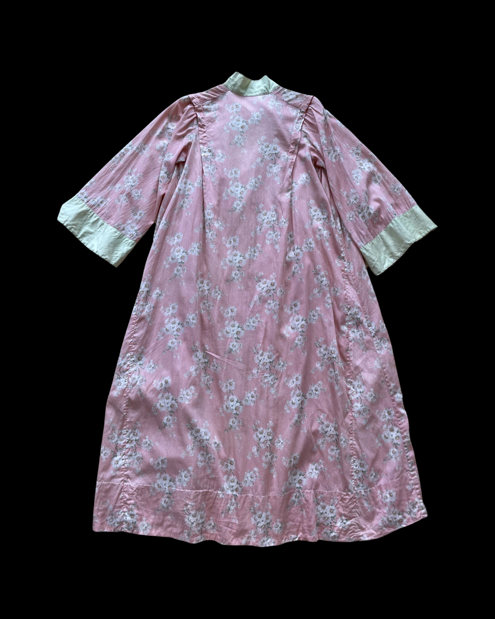 1930s Daisy Print Cotton Dressing Gown