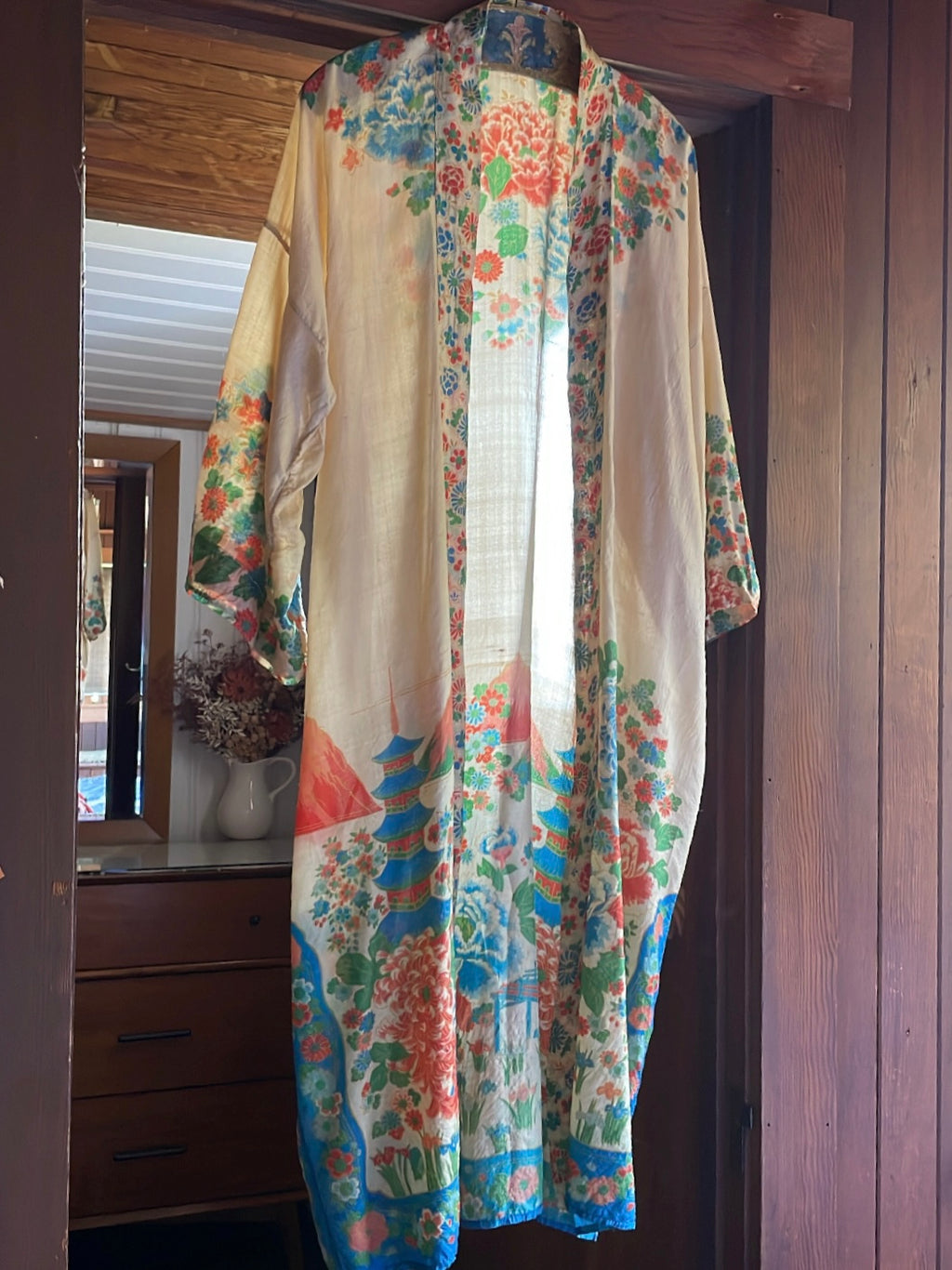 ~ Reserved~ 1930s Japanese Pongee Silk Robe Chrysanthemums