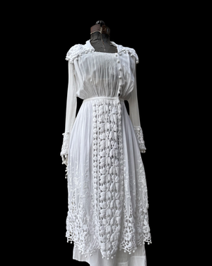 1910s Embroidered Crochet Lace Sailor Collar Cotton Lawn Dress